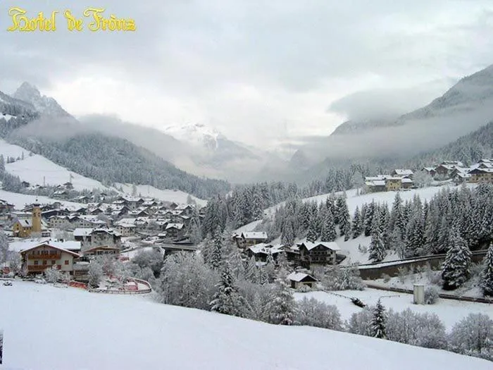 Facade/entrance in Hotel De Fronz