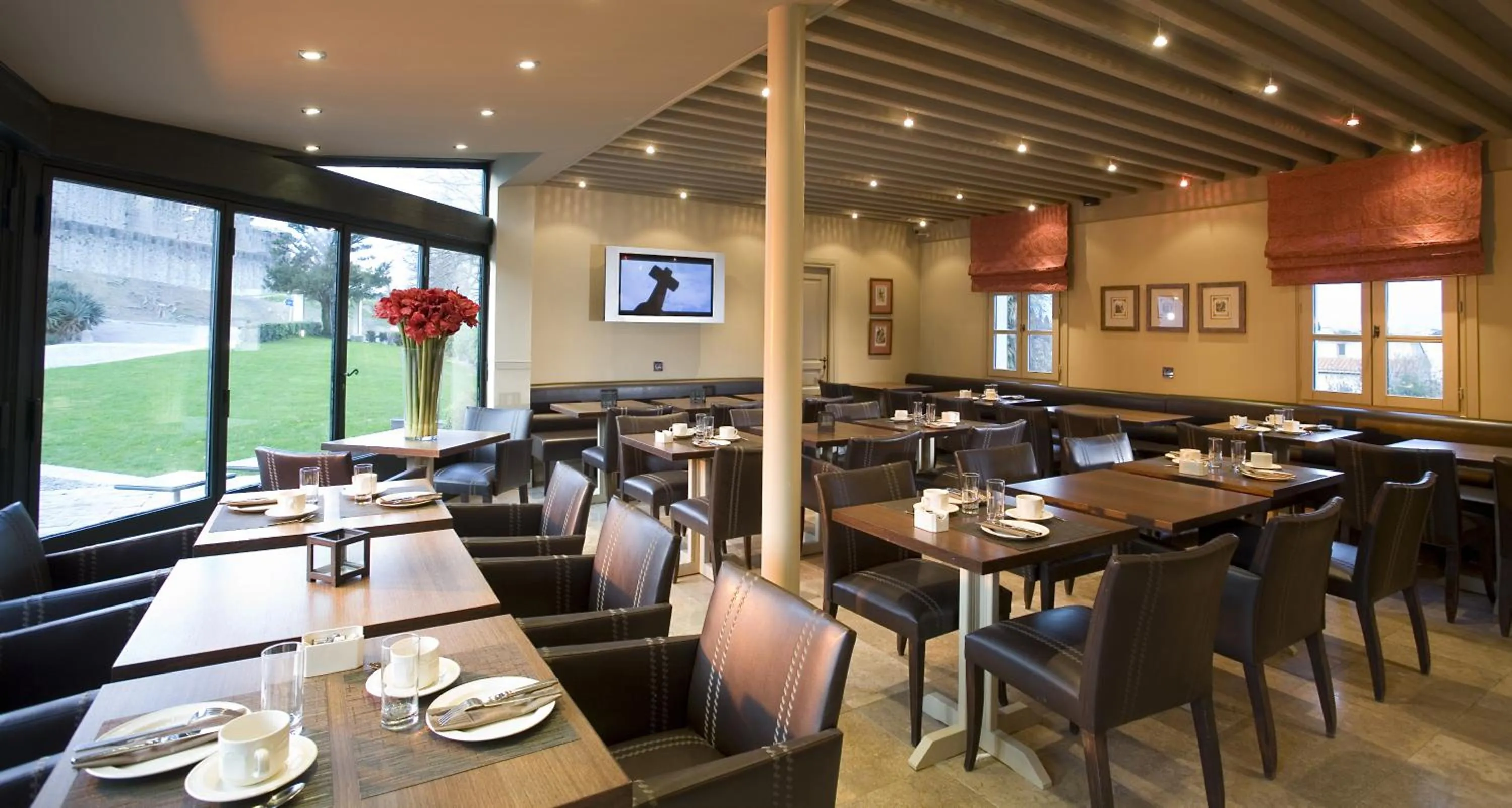 Restaurant/places to eat in Hôtel du Château & Spa - Teritoria