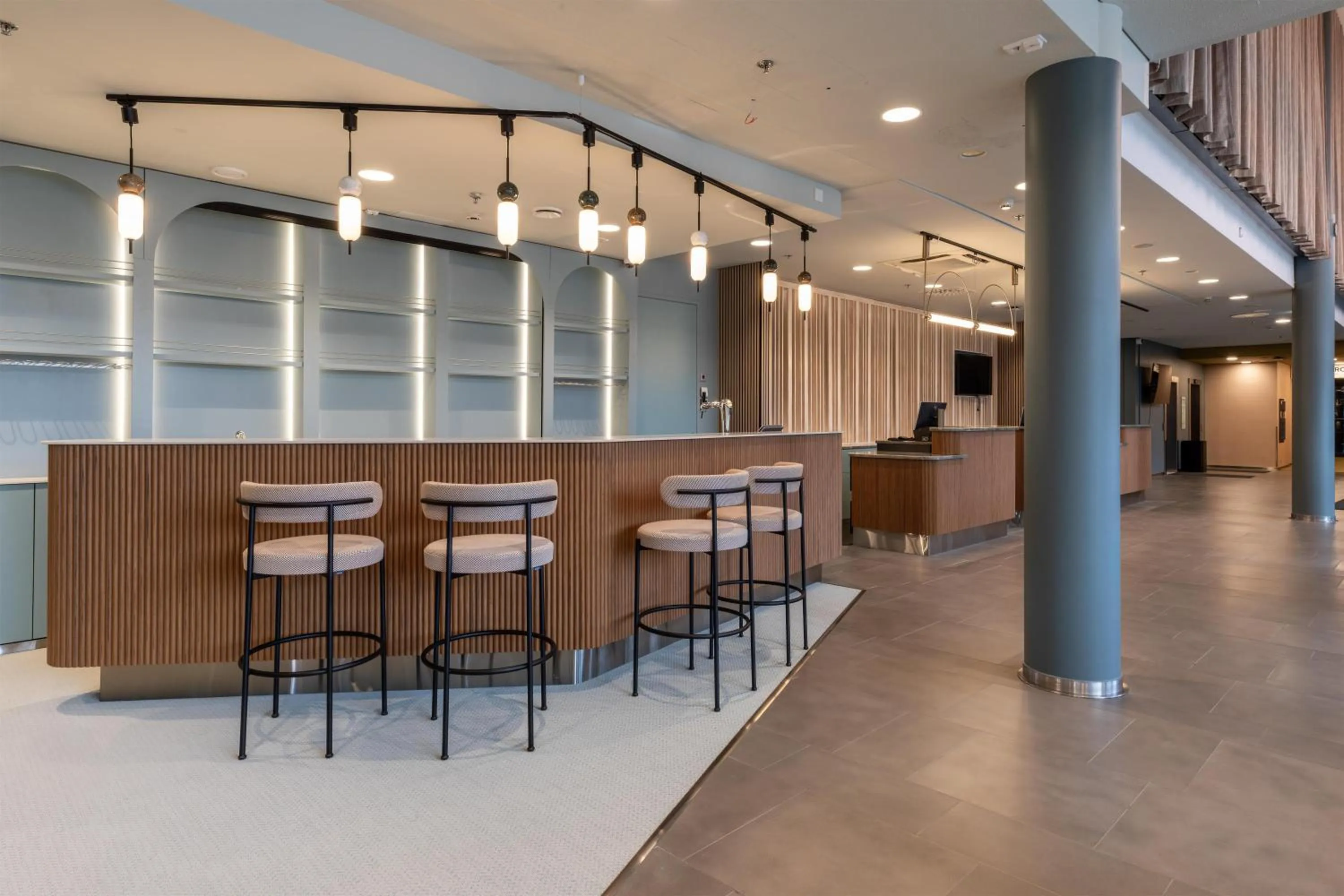 Lounge or bar in Scandic Tampere City