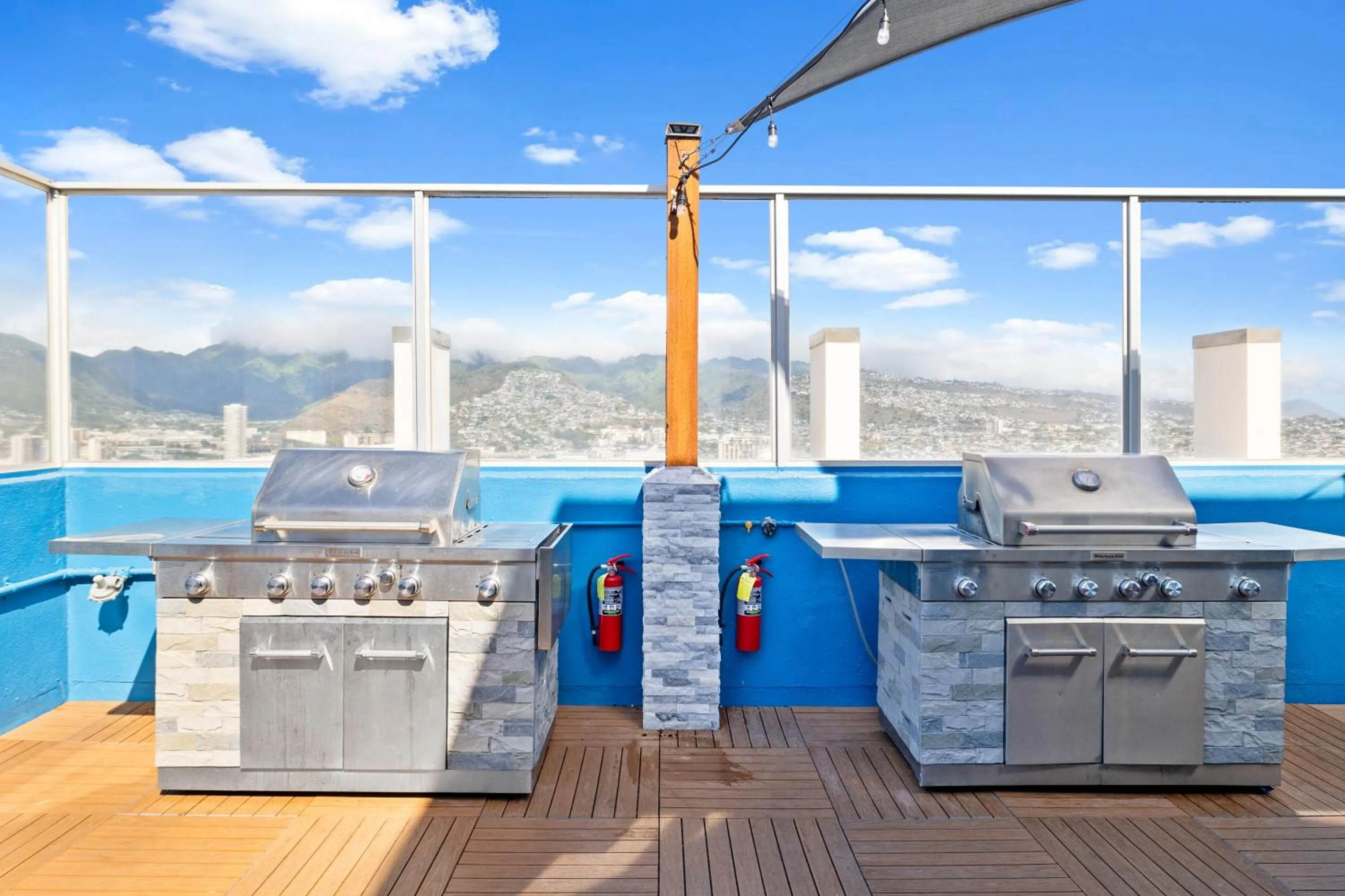 BBQ facilities in Pacific Monarch - 1 BR - Ocean and City Views!