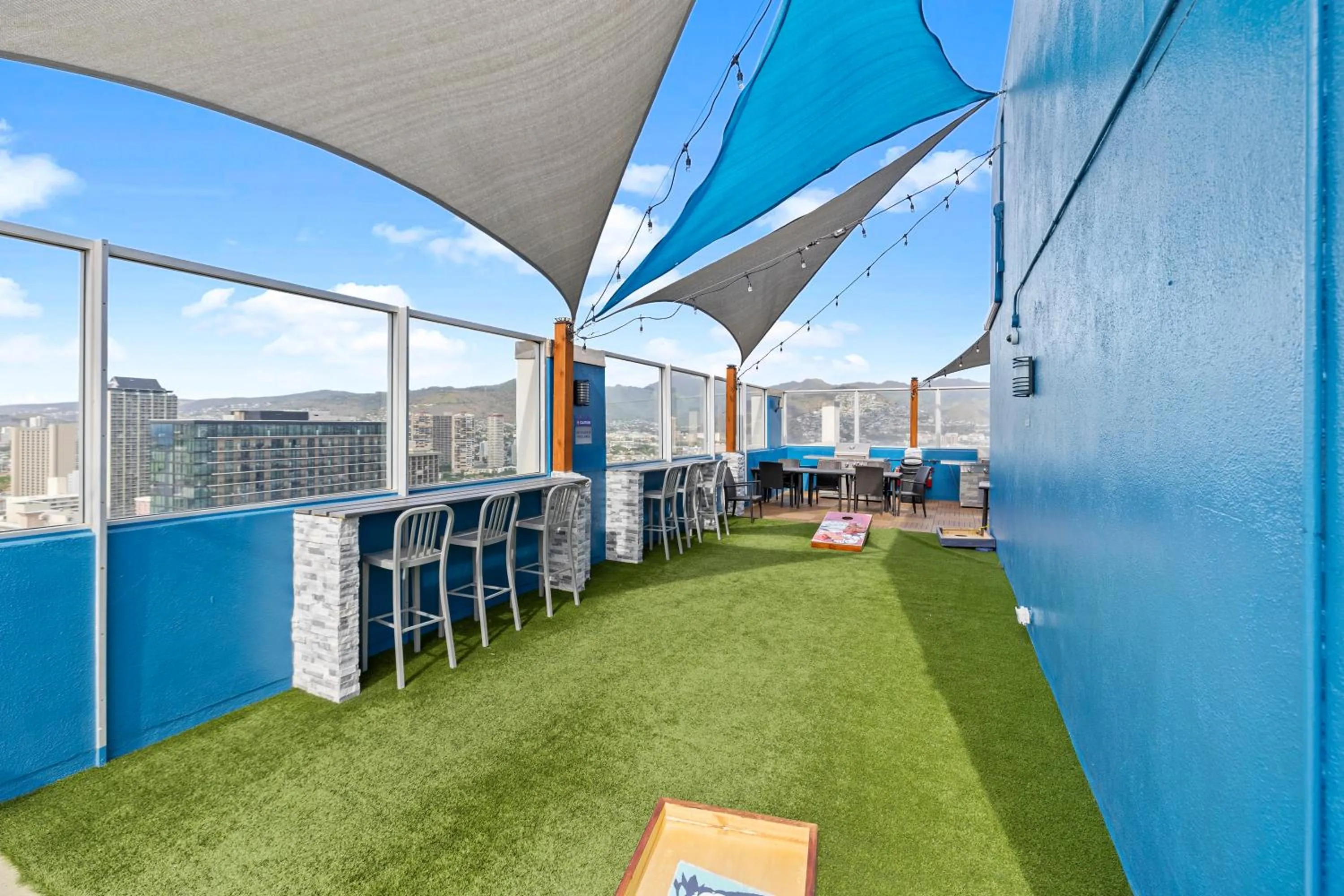 Patio in Pacific Monarch - 1 BR - Ocean and City Views!