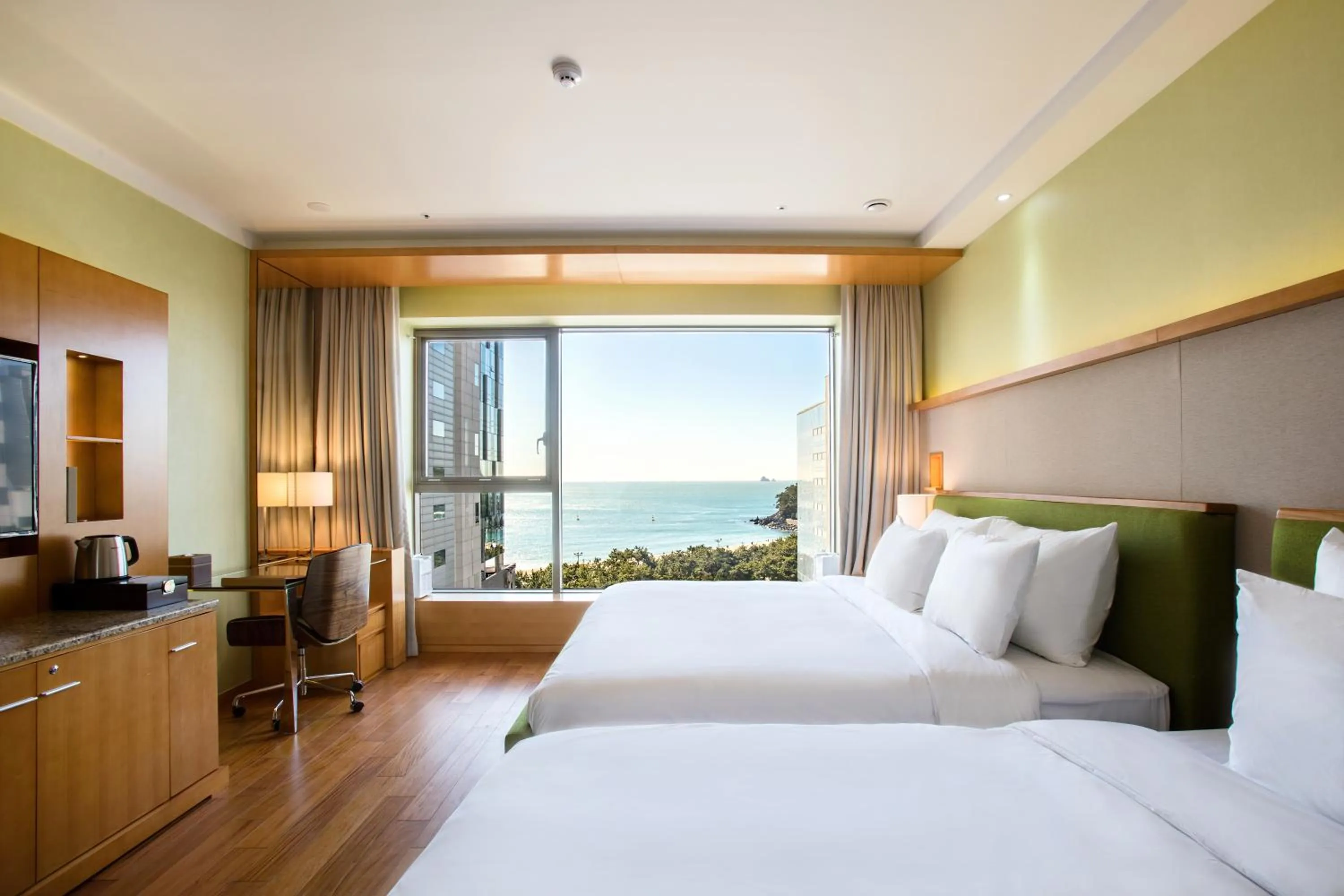 Bed in Baymond Hotel