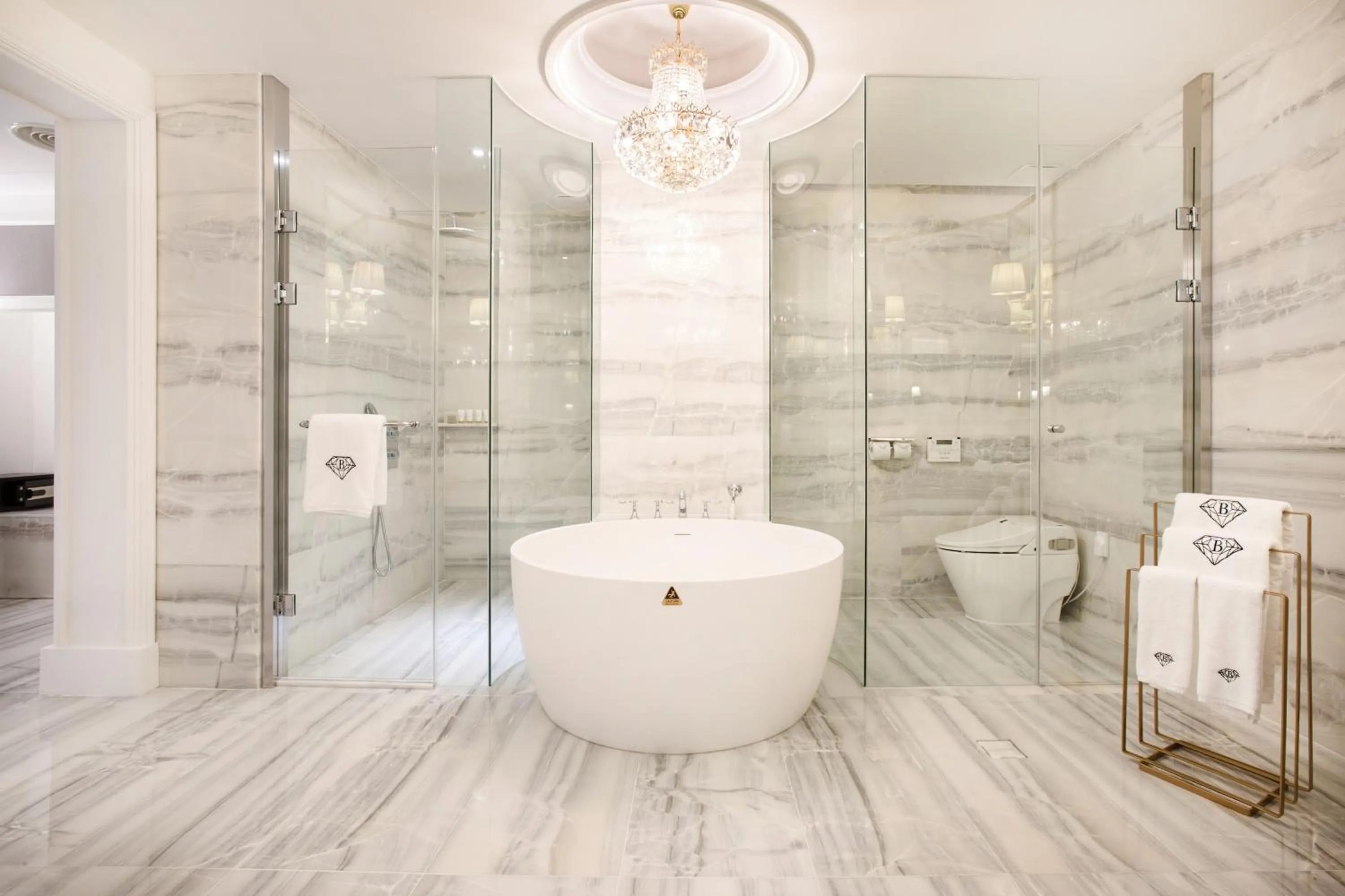 Bathroom in Baymond Hotel