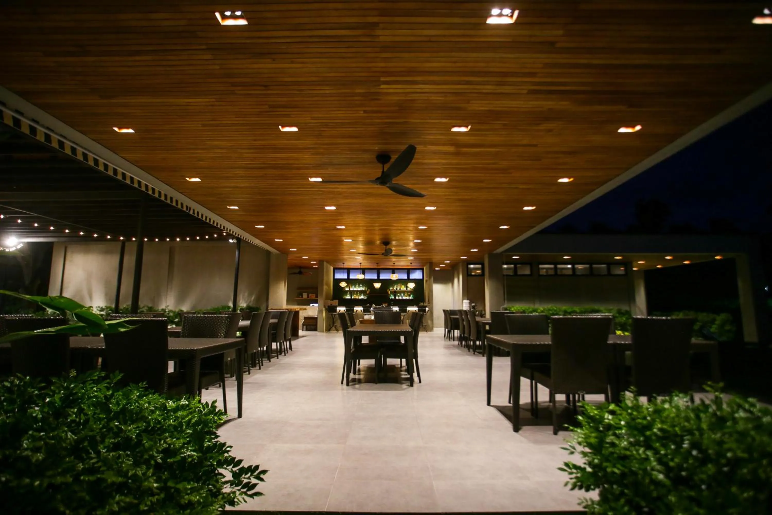 Restaurant/places to eat in Cala Laiya