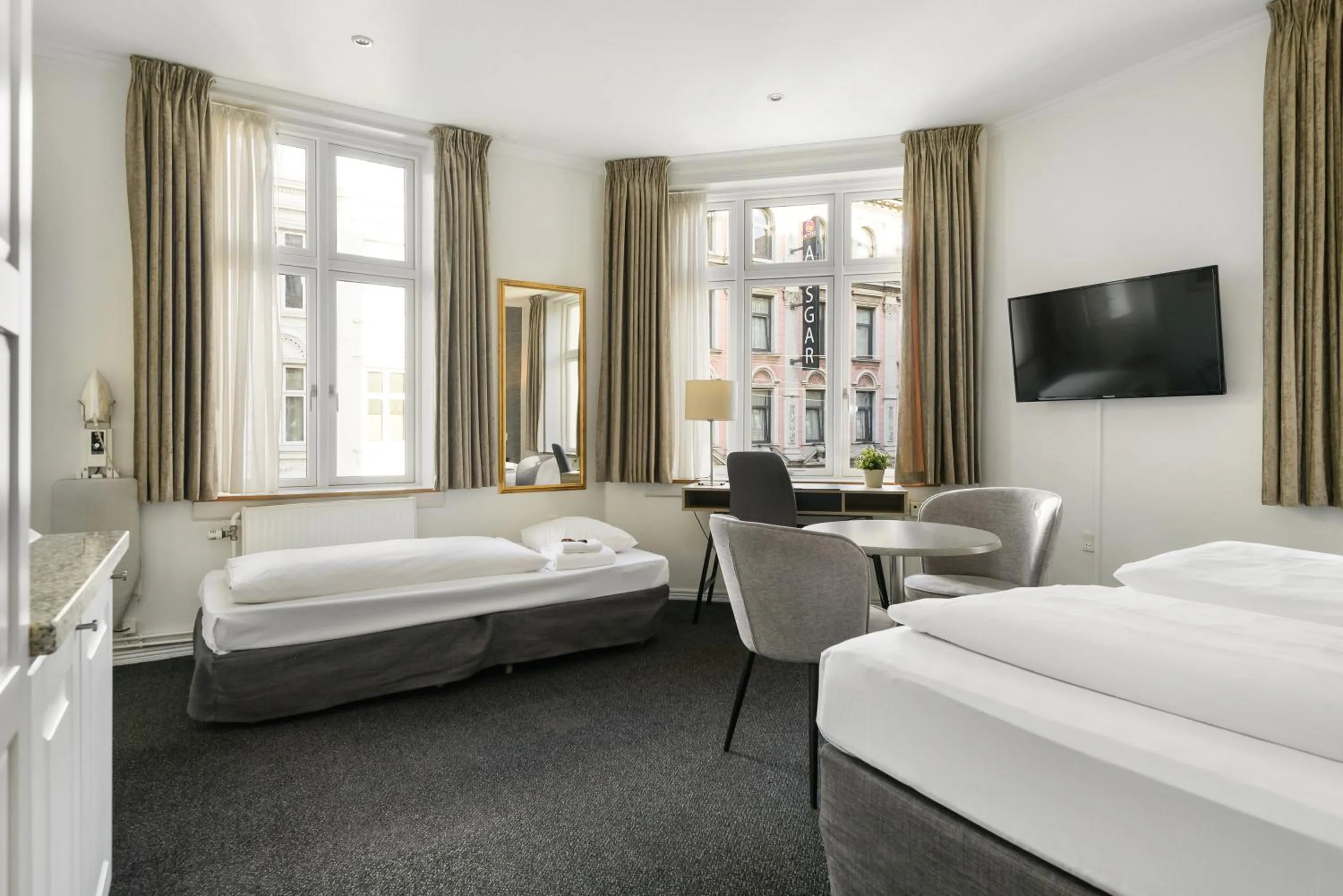 Bed in Hotel Tiffany