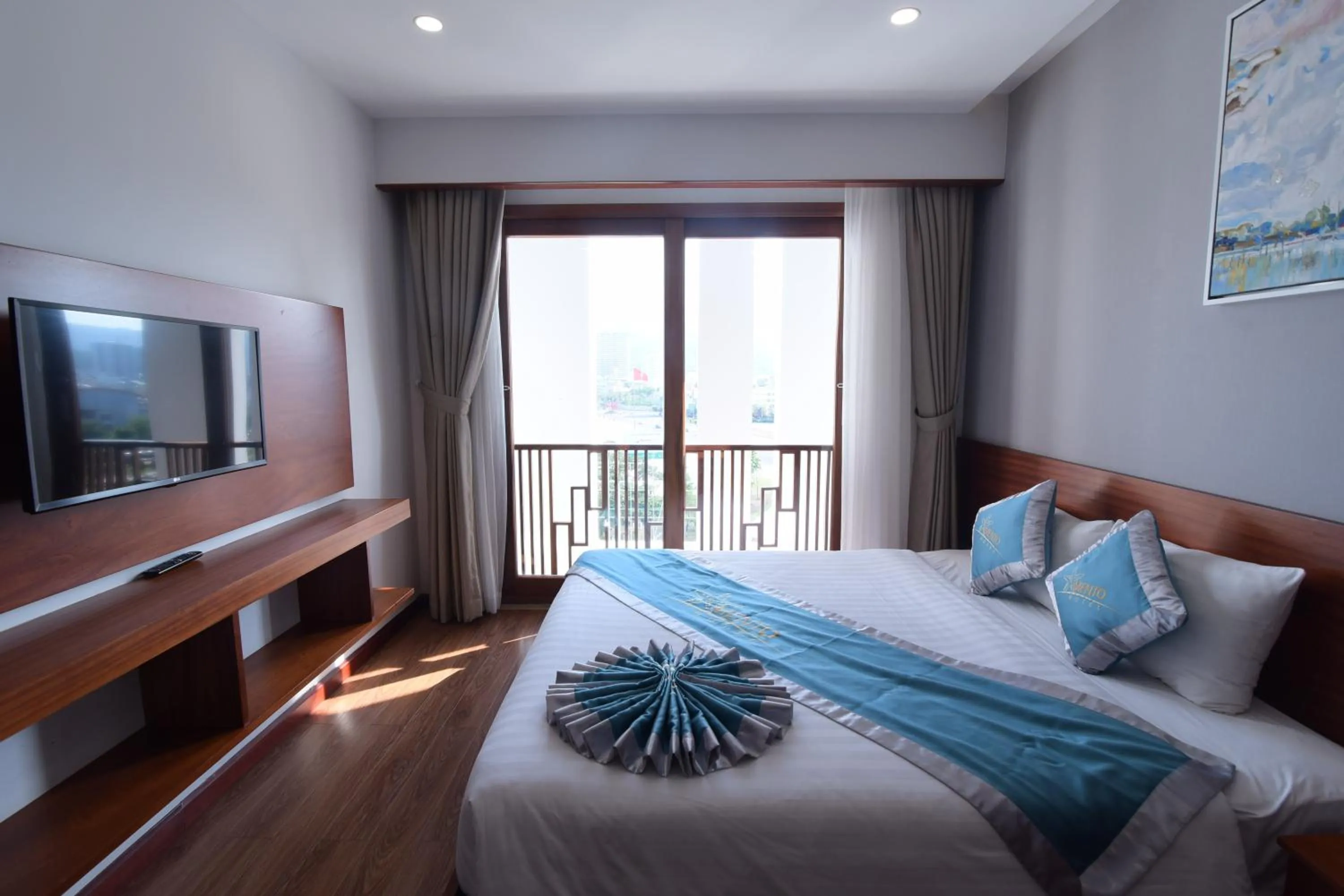 Bed in MENTO HOTEL QUY NHƠN