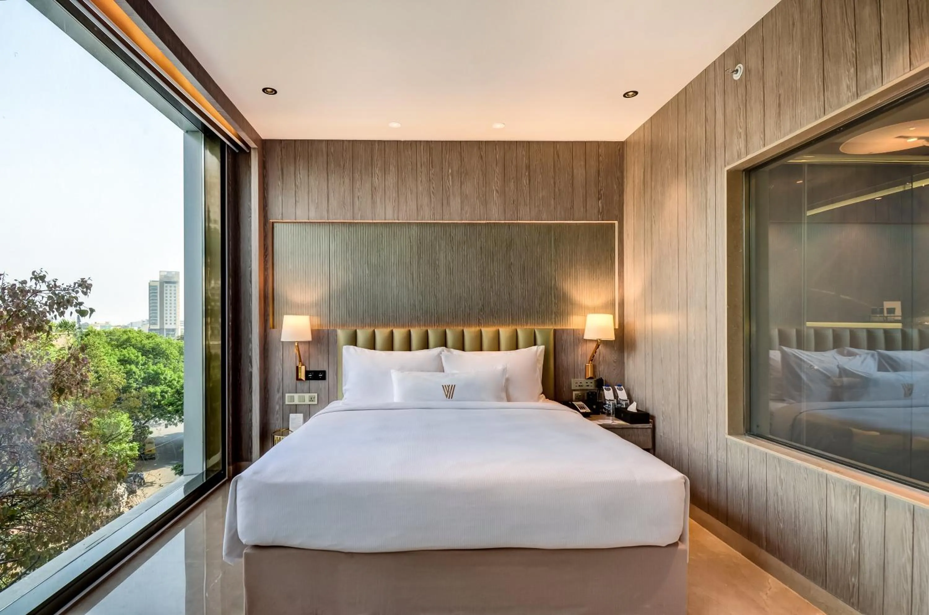 Bedroom, Bed in Vividus