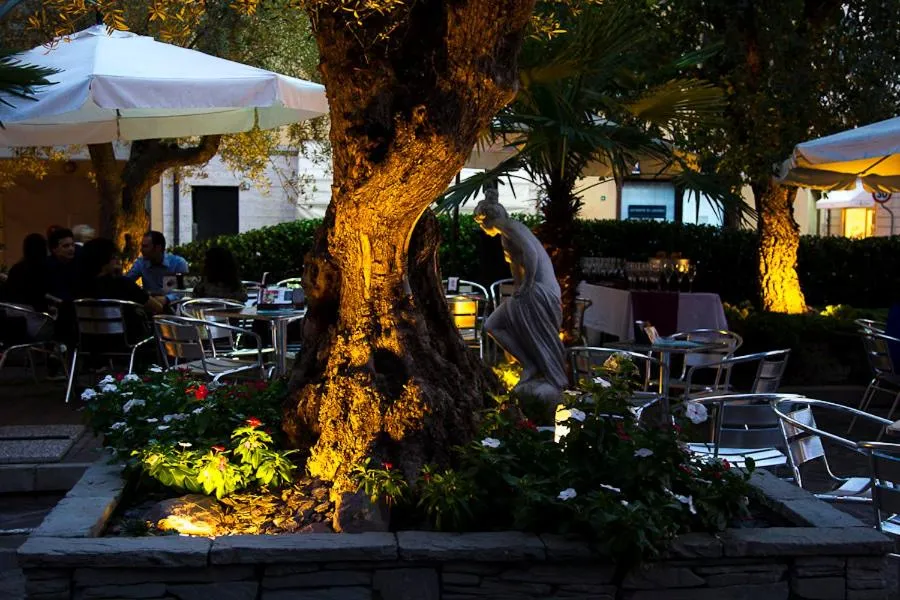 Lounge or bar in Zara Rooms & Suites