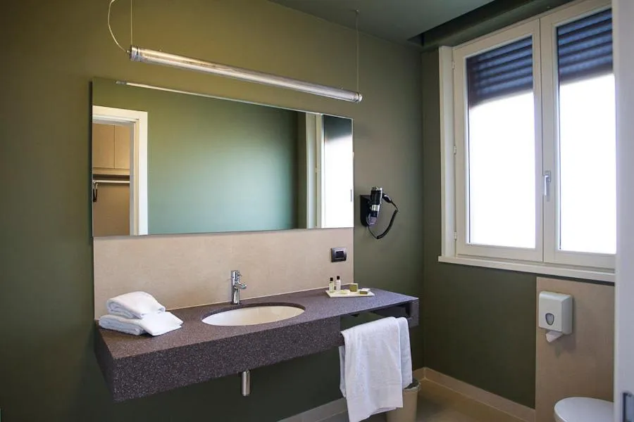 Day in Zara Rooms & Suites