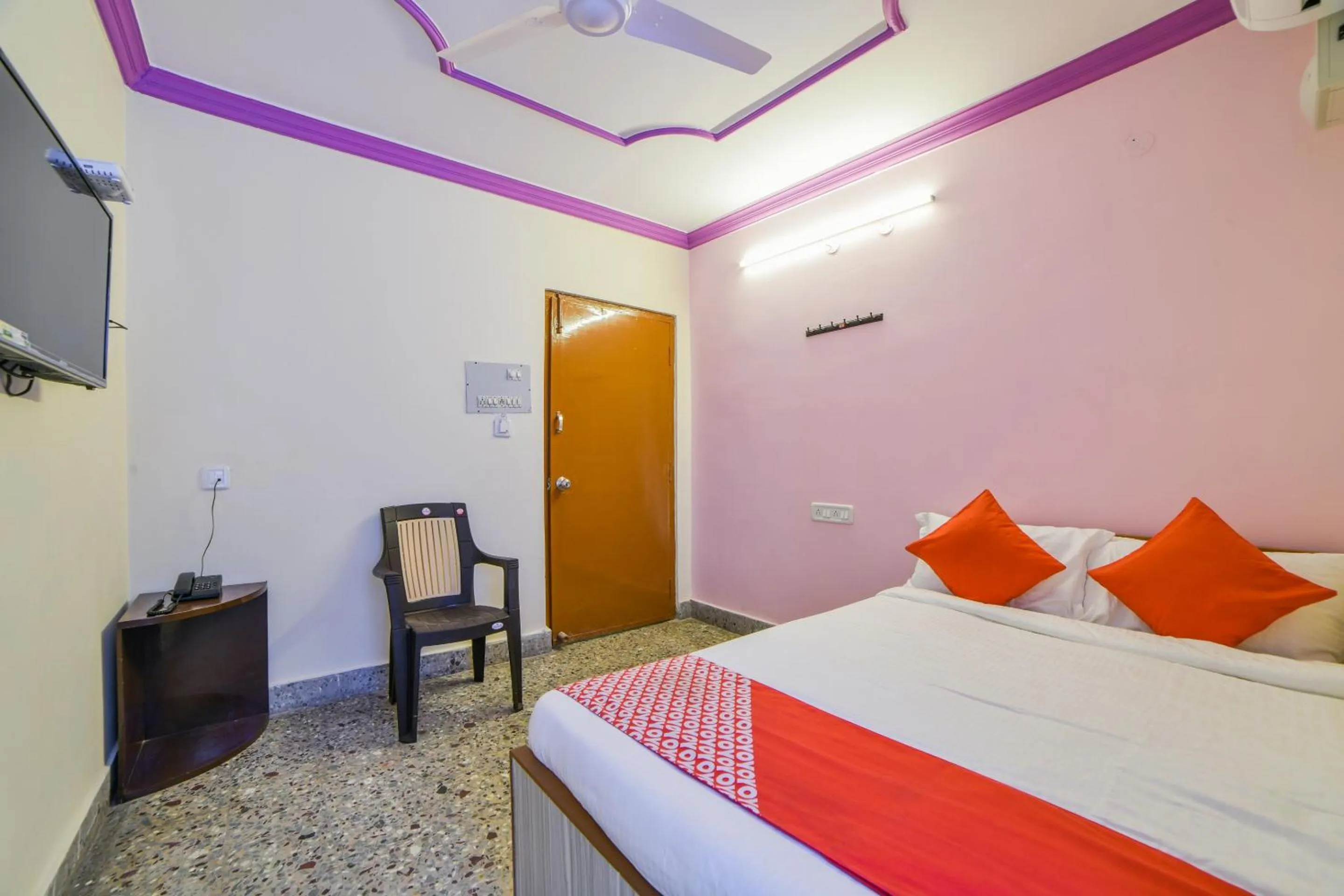 Bedroom in Hotel O Radika Residency