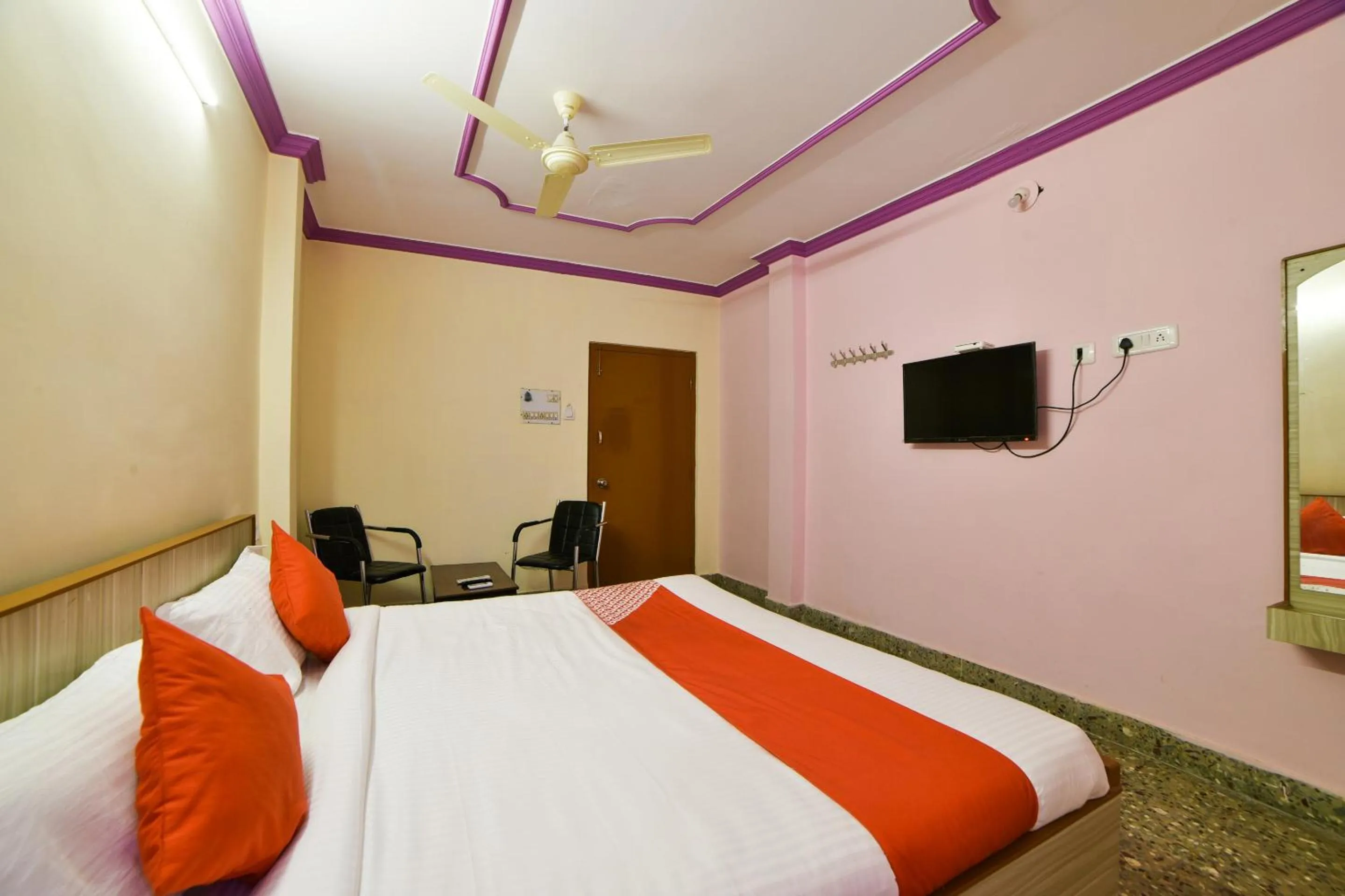 Bedroom in Hotel O Radika Residency