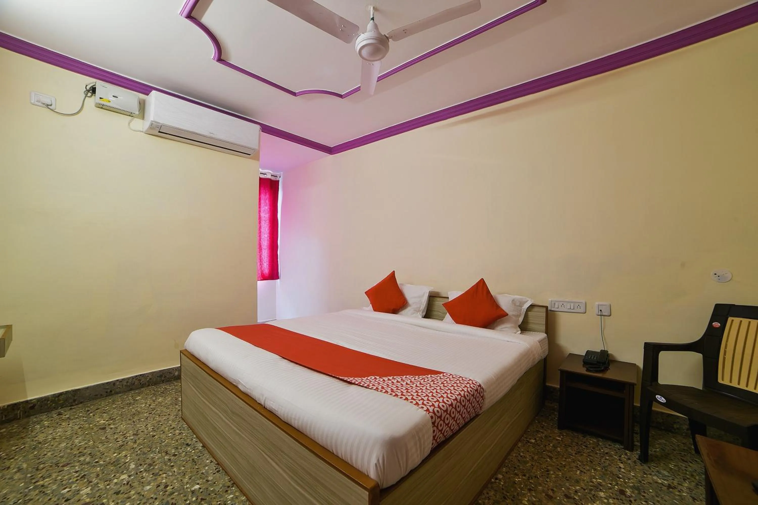 Bedroom in Hotel O Radika Residency