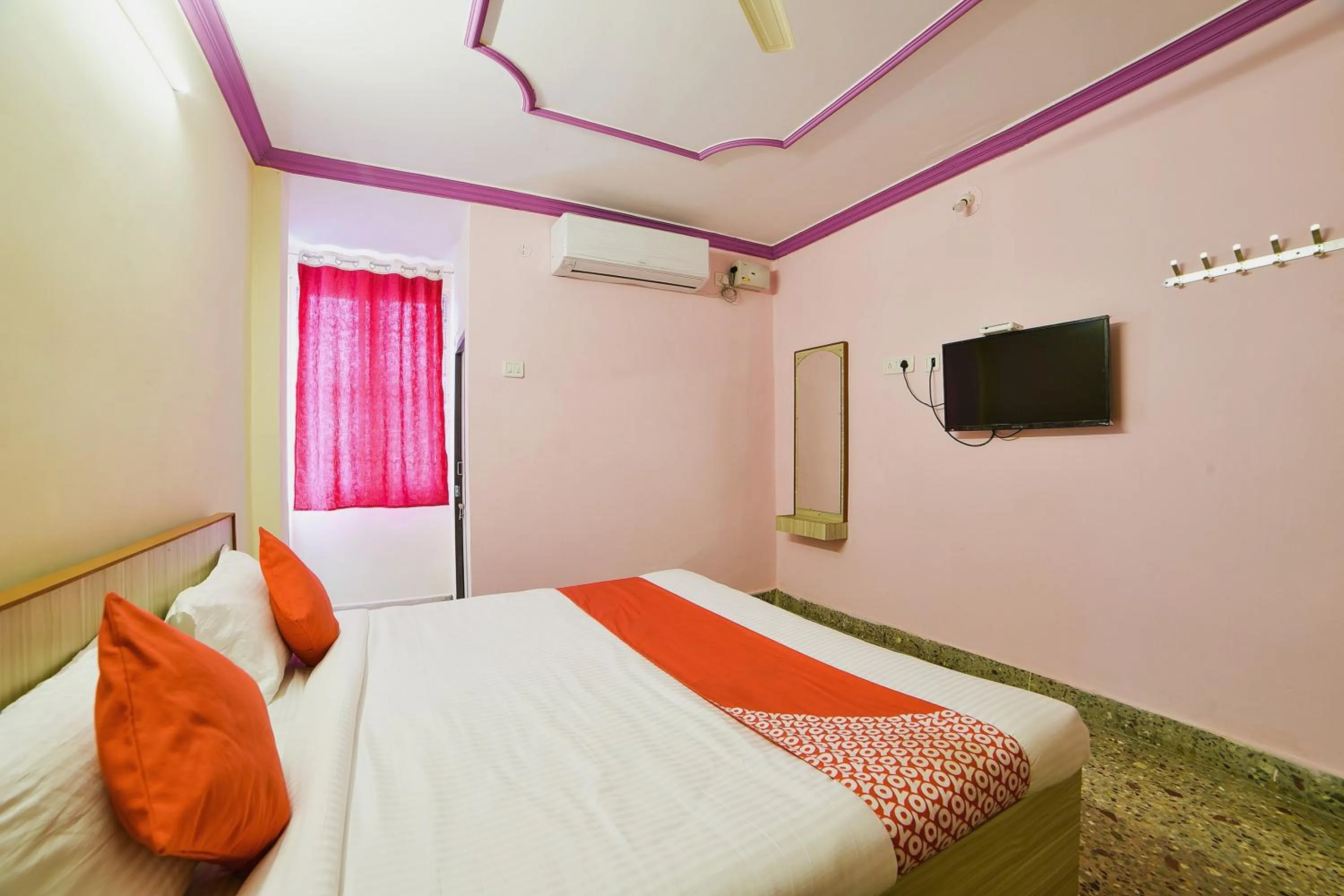 Bedroom in Hotel O Radika Residency