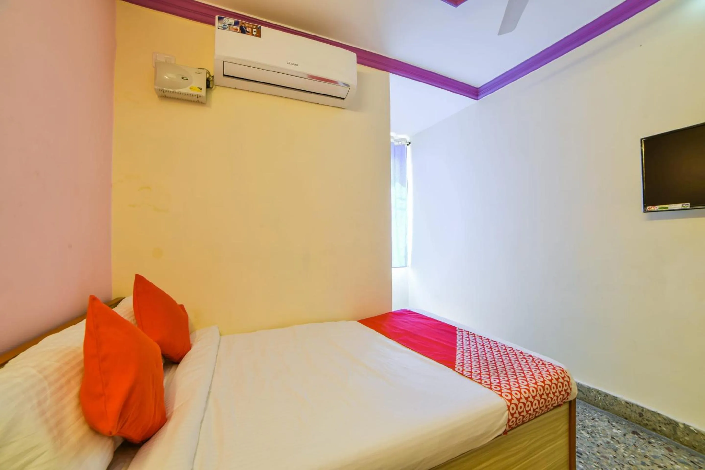 Bedroom in Hotel O Radika Residency