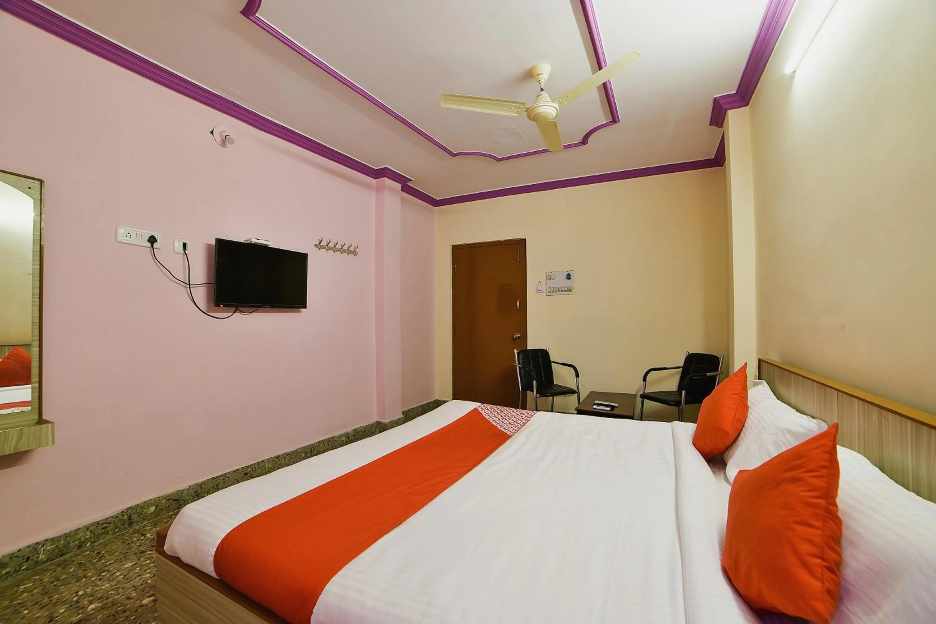 Bedroom in Hotel O Radika Residency