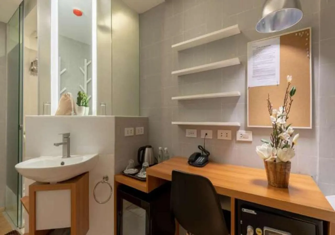 Selah Pods Hotel Manila