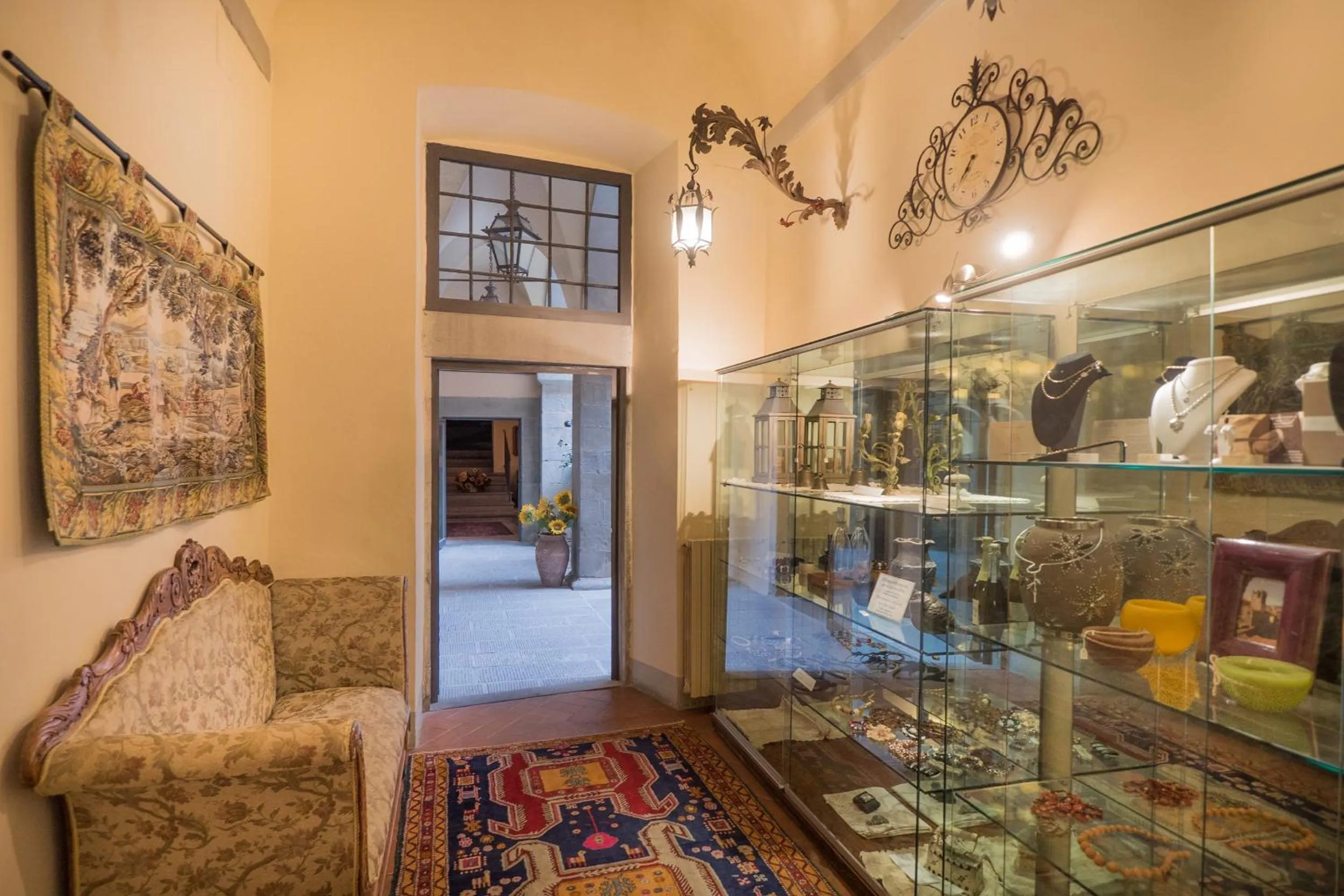 Lobby or reception in B&B Piccolo Hotel