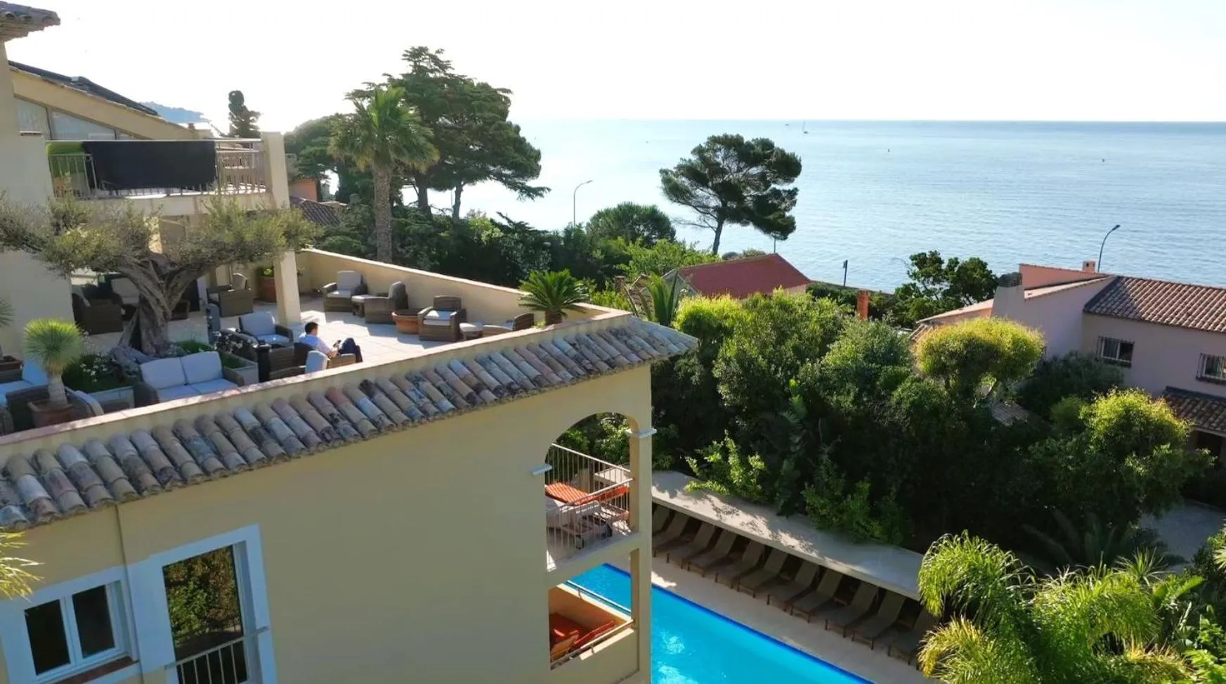 Property building in Best Western Premier Montfleuri