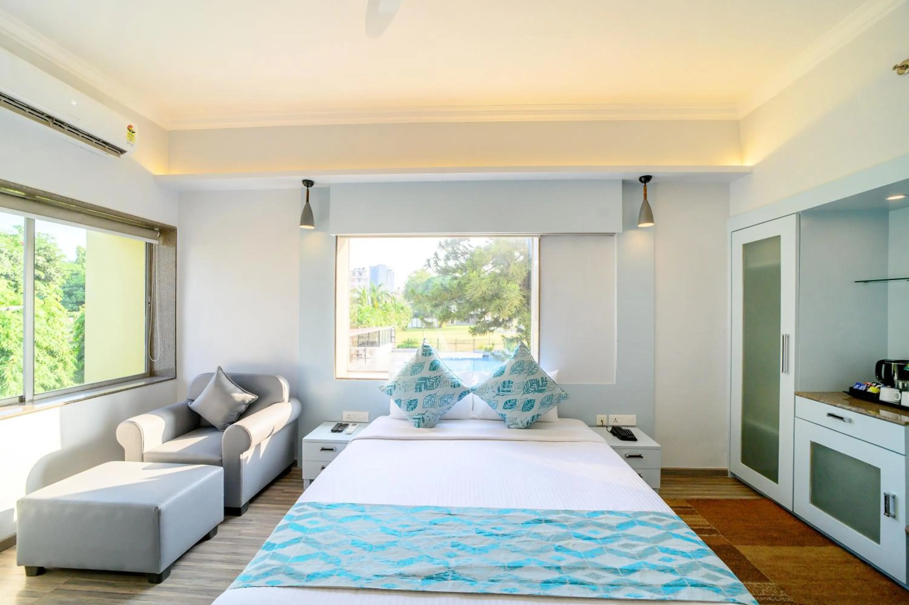 Bedroom, Bed in Sinclairs Siliguri