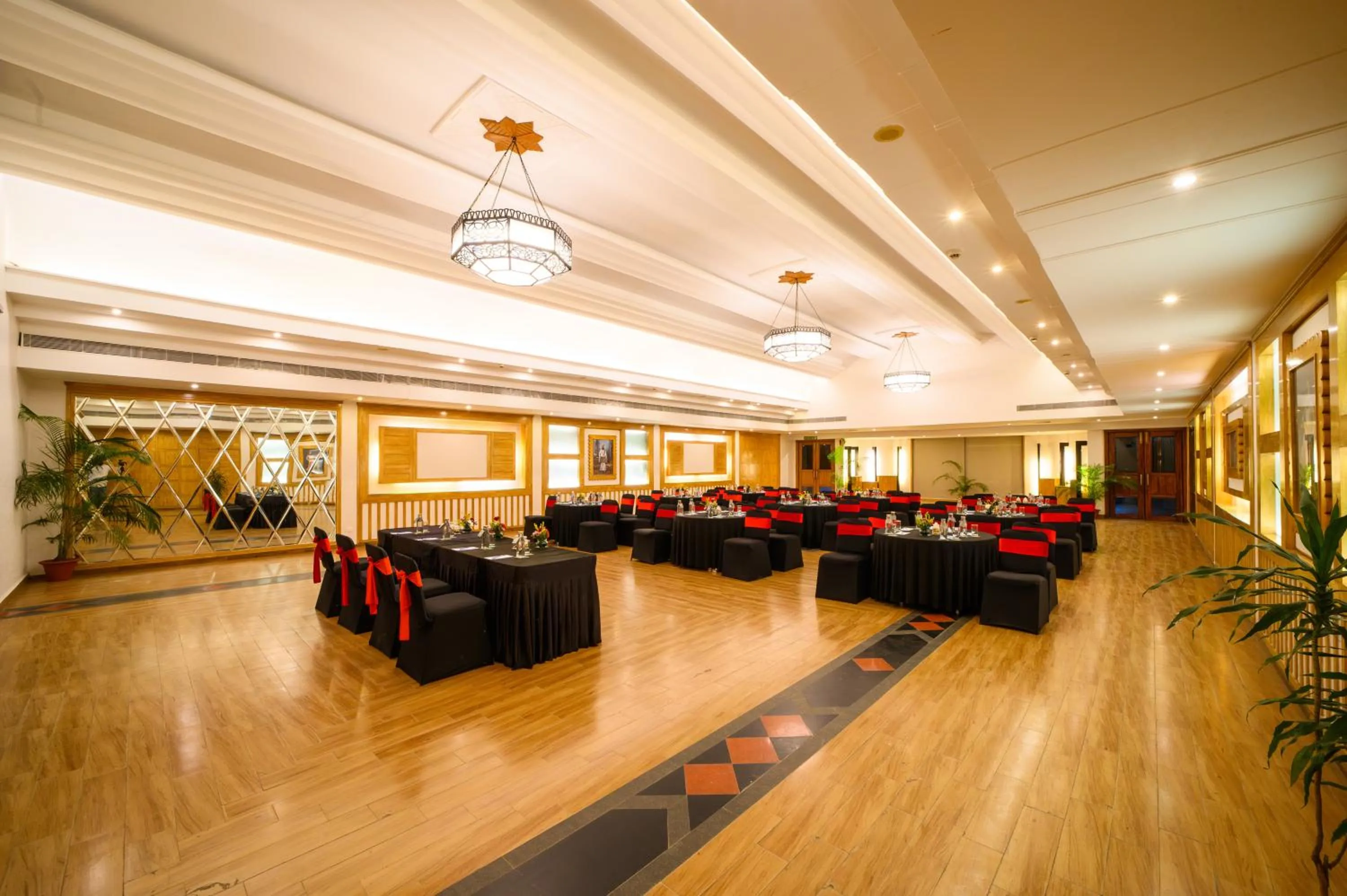 Banquet/Function facilities in Sinclairs Siliguri