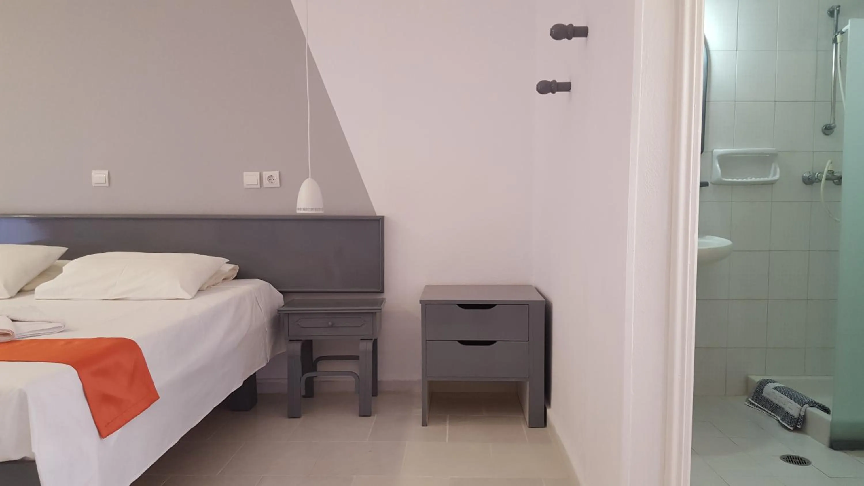 Bed in Oleander Studios