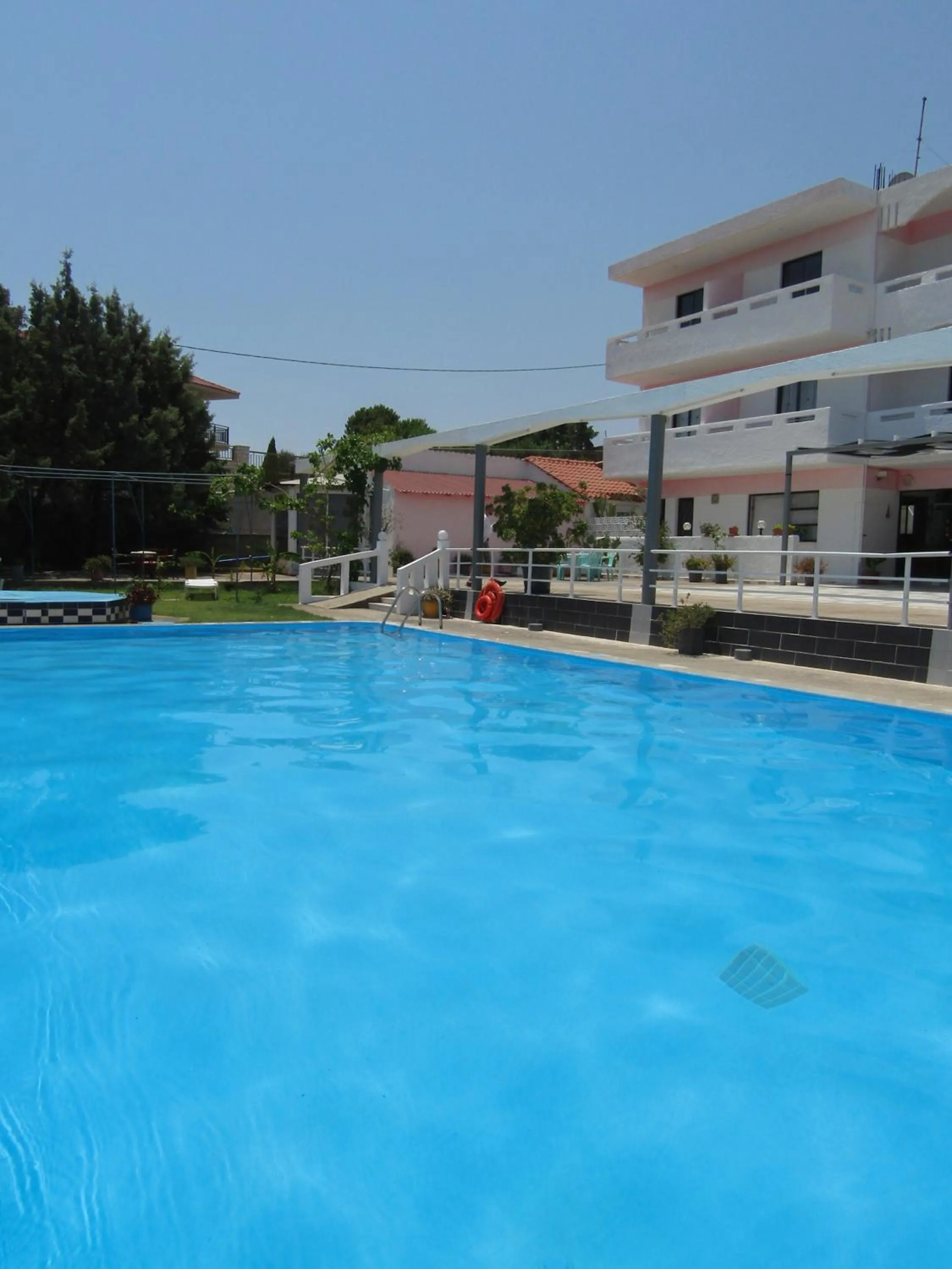 Property building in Oleander Studios