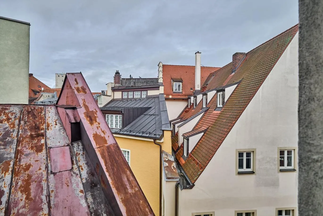 Property building in Hotel Roter Hahn