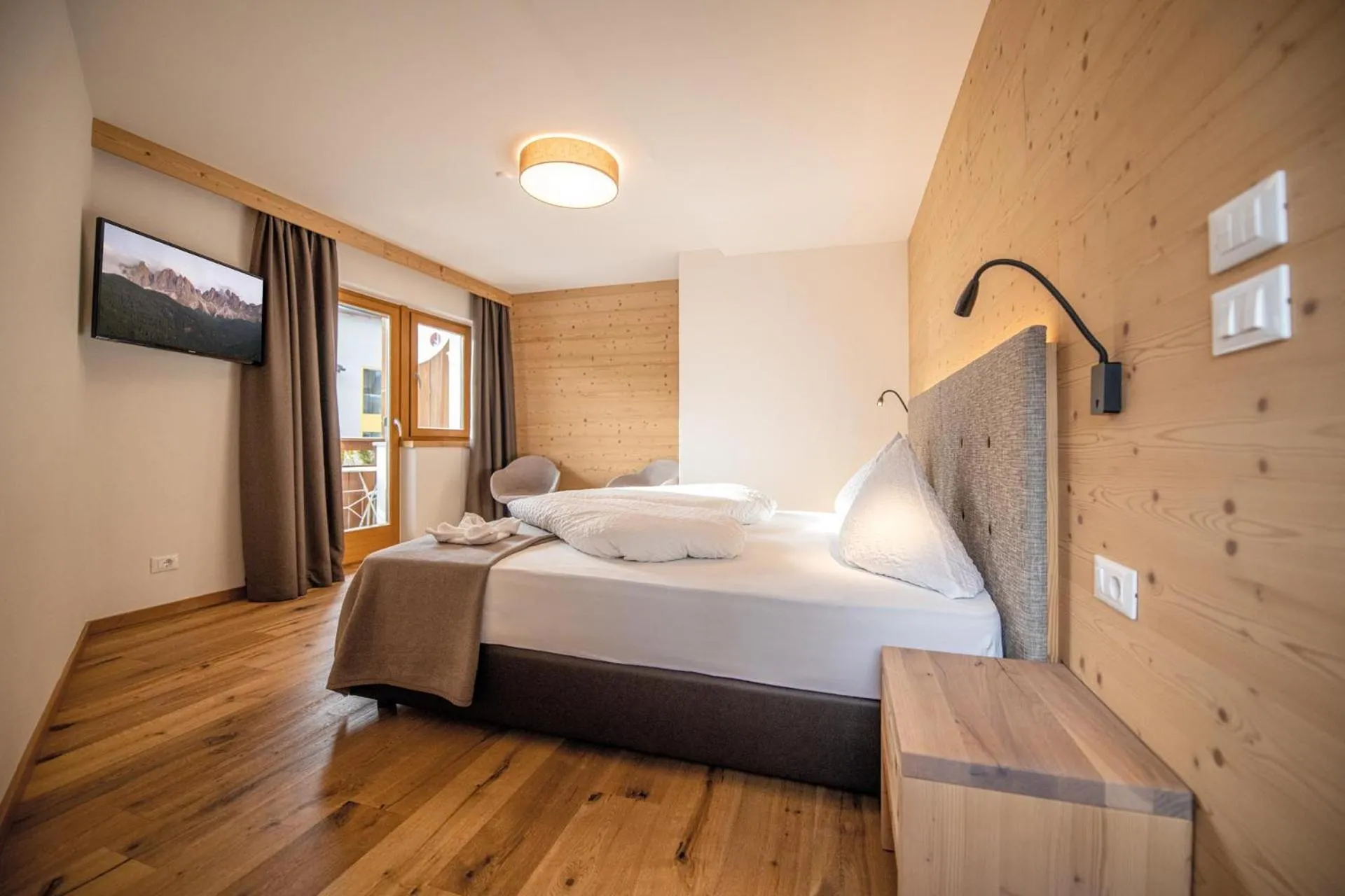 Photo of the whole room, Bed in Gasthof Teiser Stern