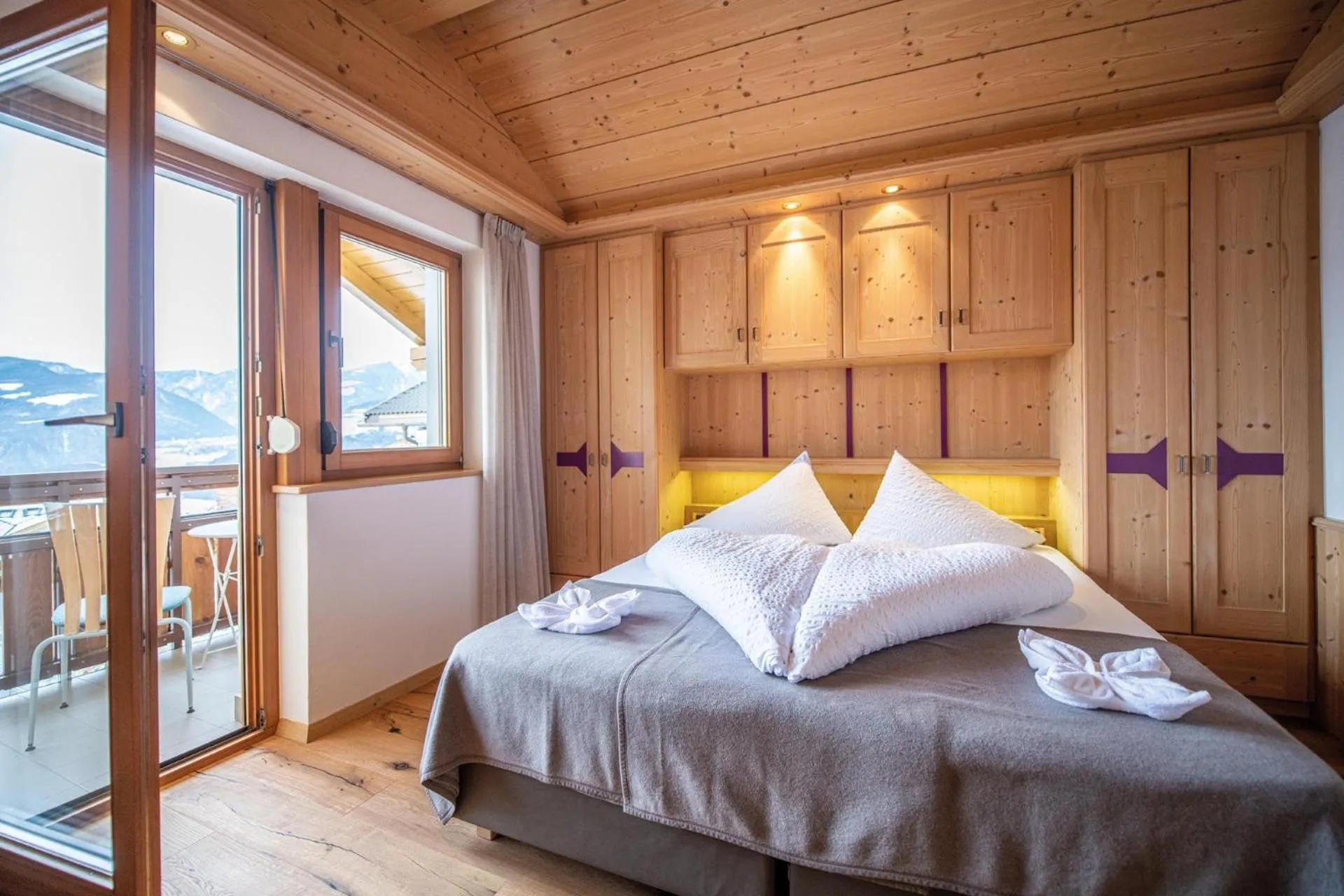 Photo of the whole room, Bed in Gasthof Teiser Stern