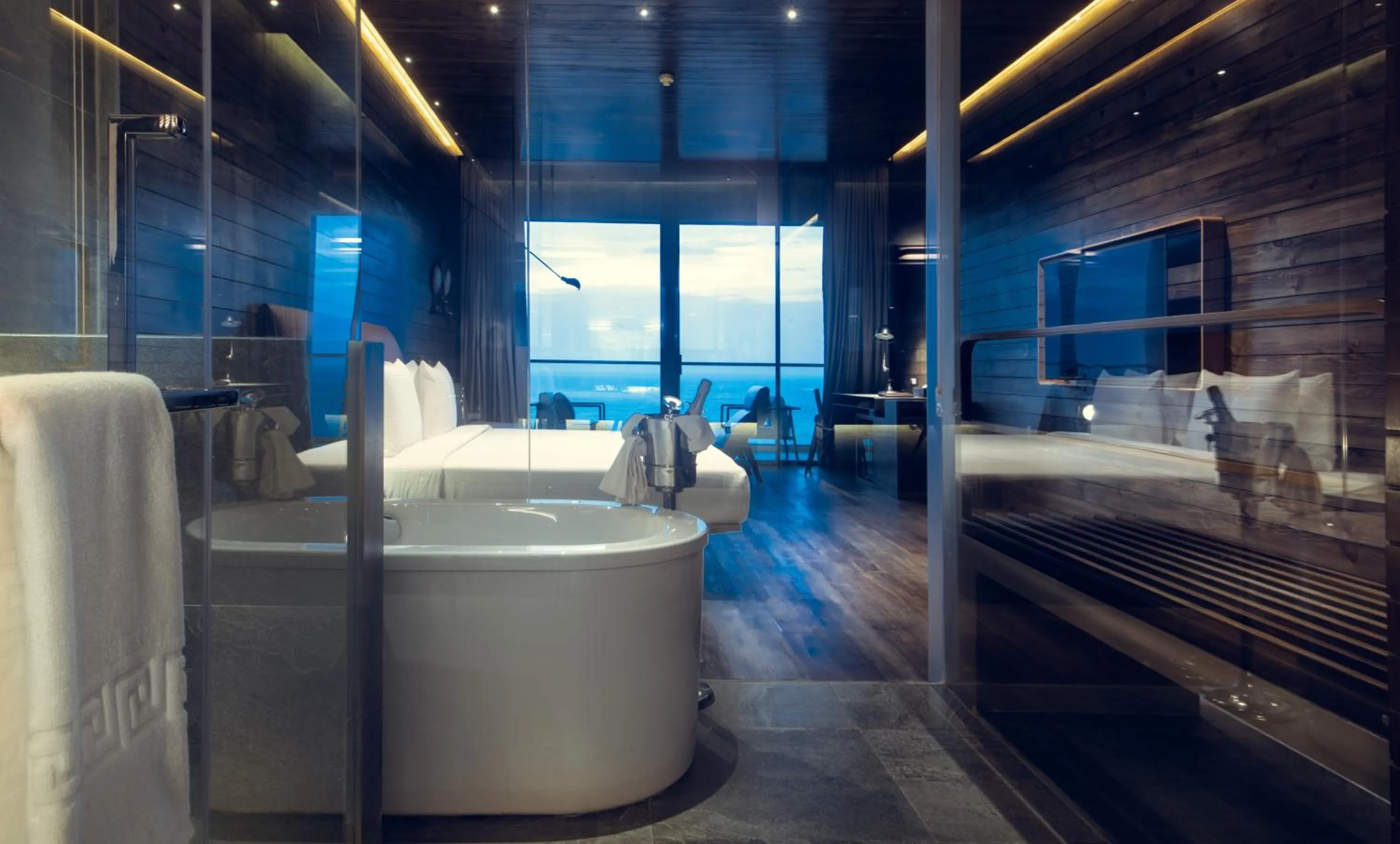 Bathroom in Pledge Scape