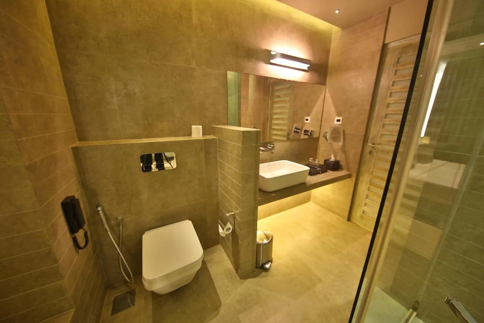 Toilet in Pledge Scape