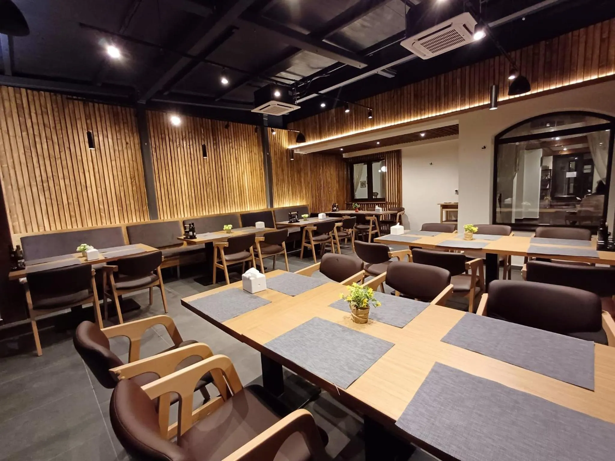 Pensiune & Restaurant Victoria