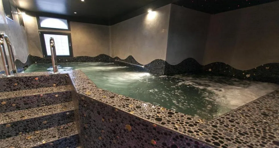 Swimming pool in Villa Solaris Hotel & Residence