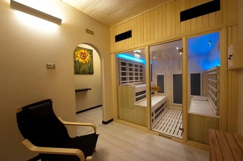 Spa and wellness centre/facilities, Bed in Villa Solaris Hotel & Residence