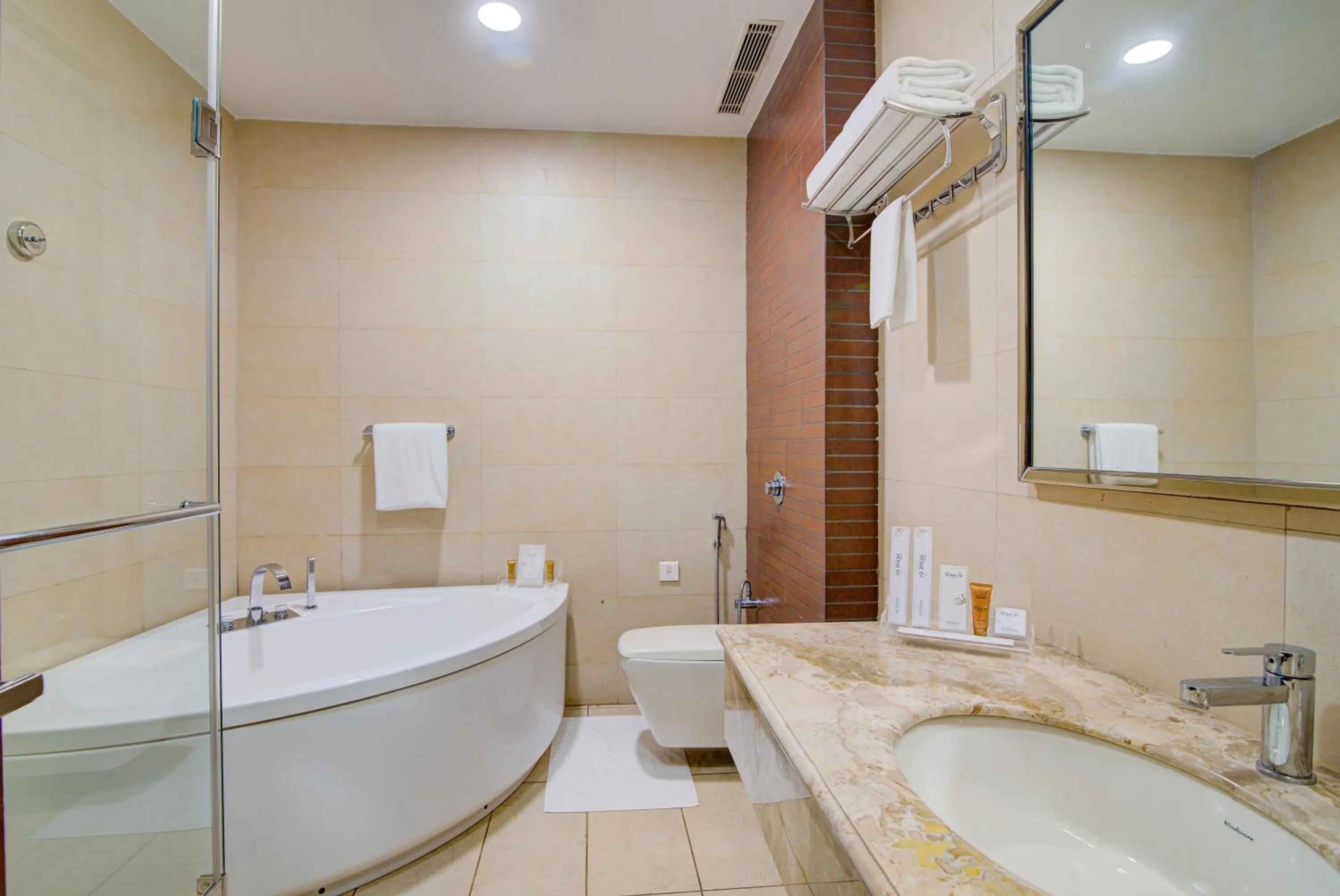 Bathroom in Hotel Home In By Amrik Sukhdev