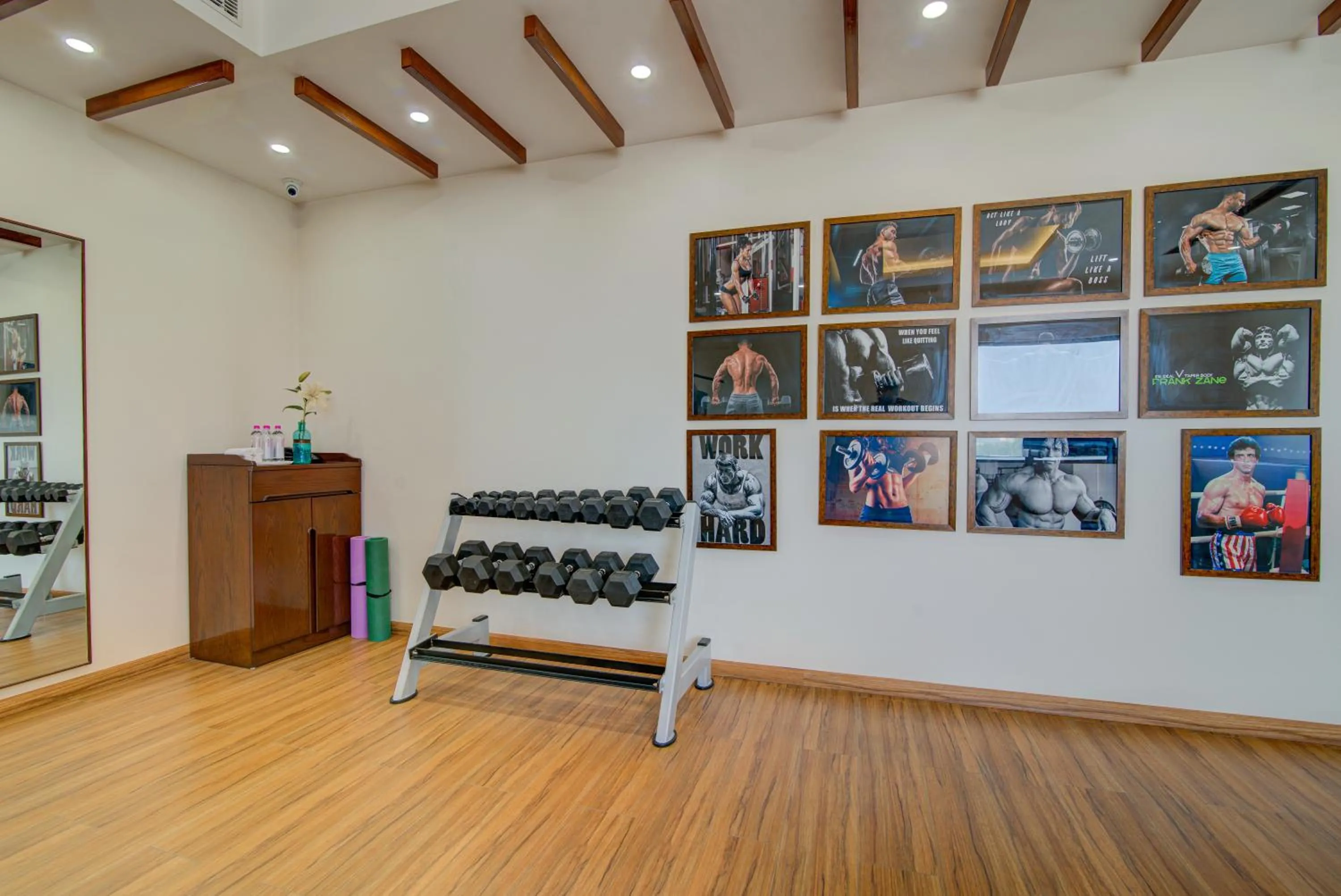 Fitness centre/facilities in Hotel Home In By Amrik Sukhdev