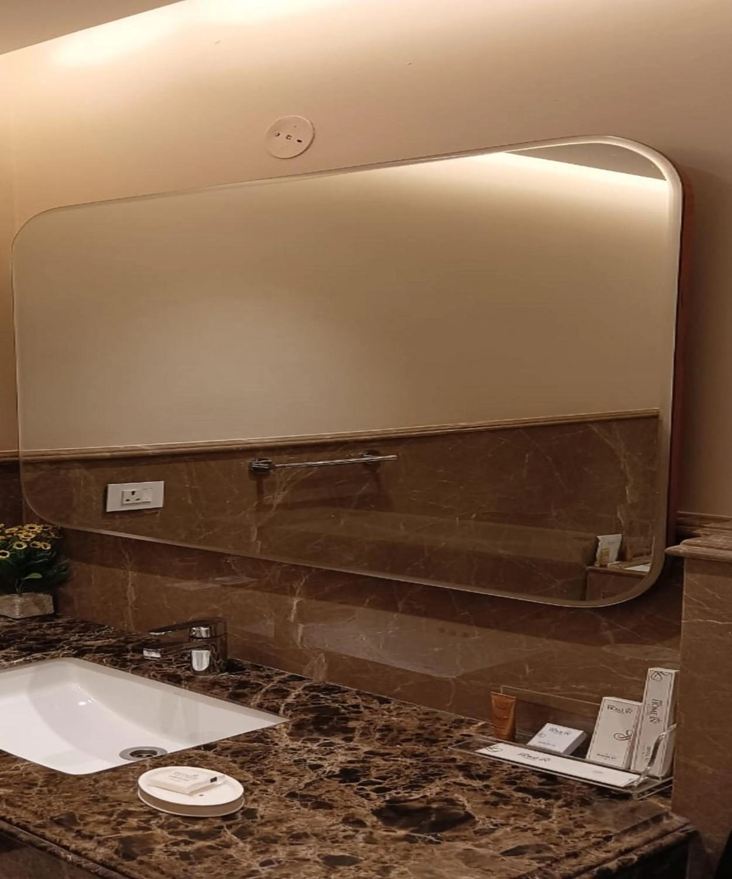 Bathroom in Hotel Home In By Amrik Sukhdev