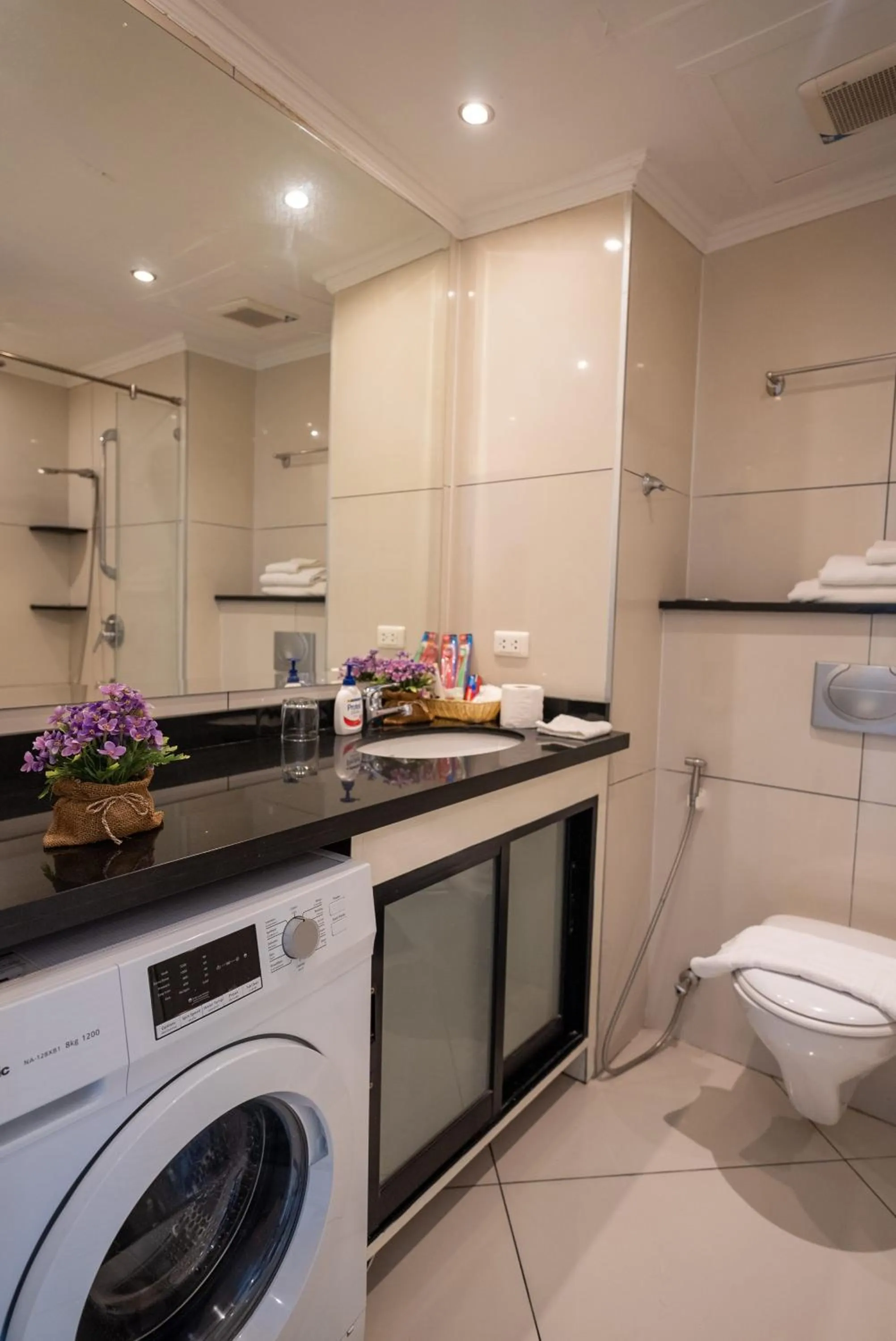 VTSIX at View Talay 6