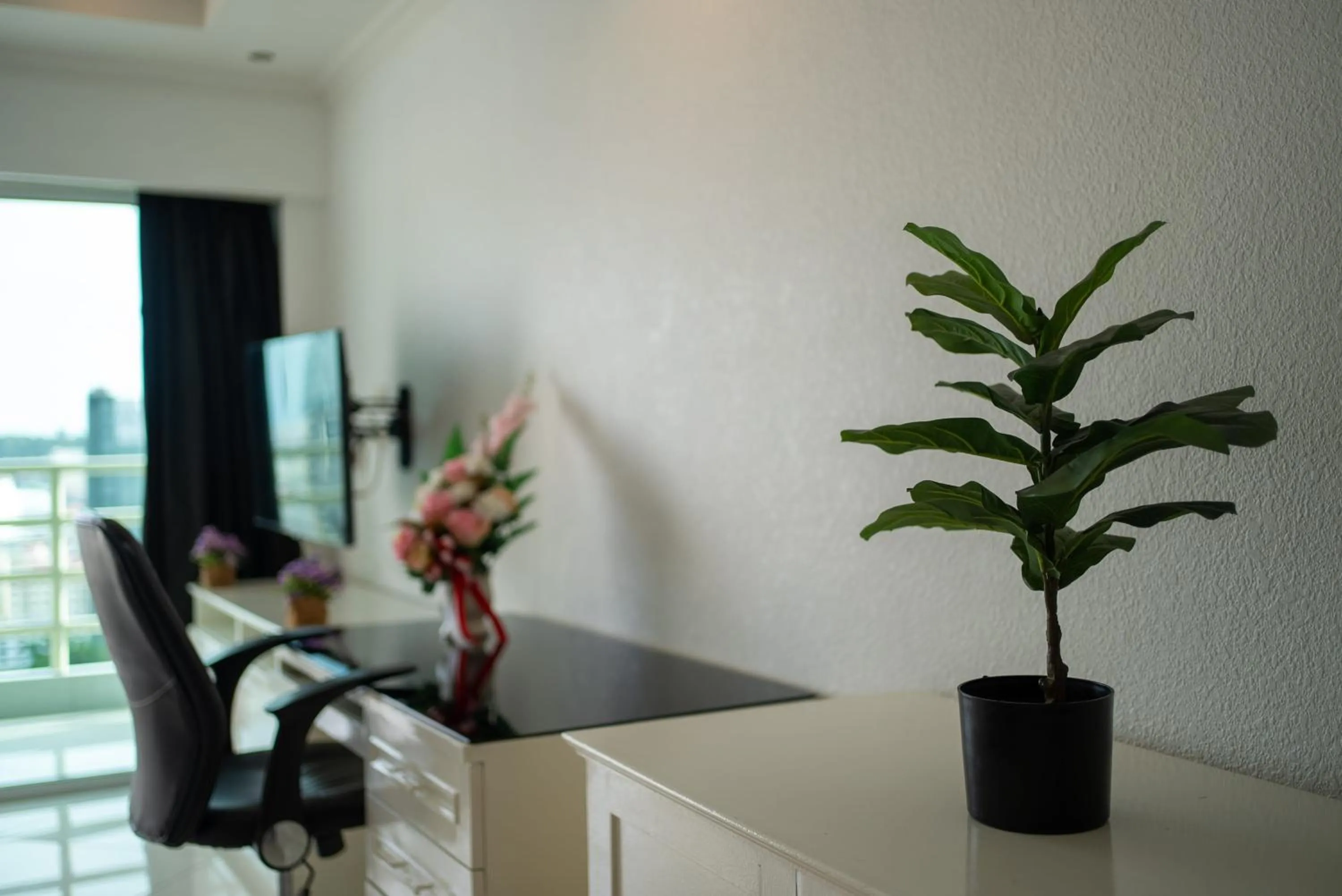 VTSIX at View Talay 6