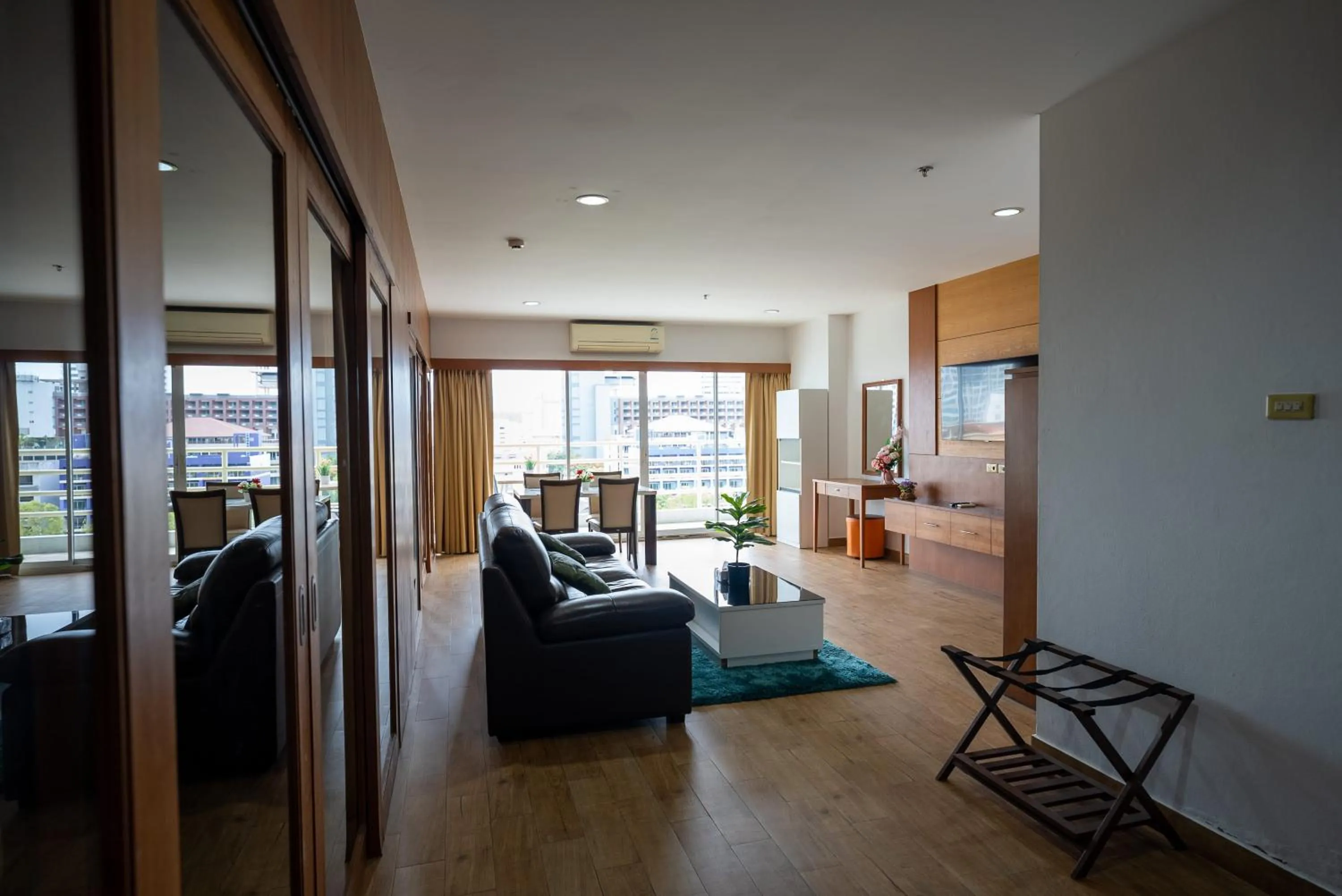 Living room in VTSIX at View Talay 6