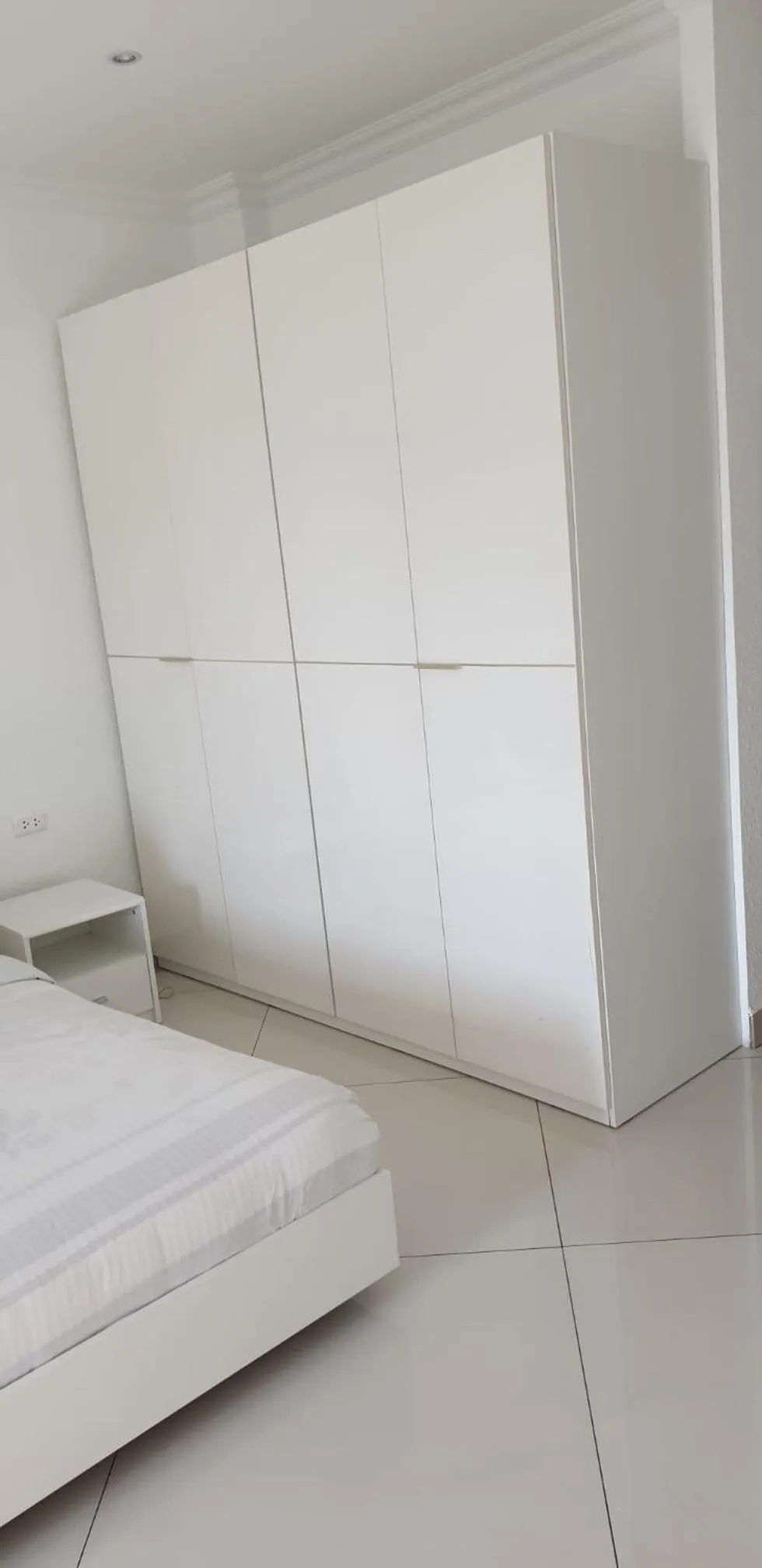 Bed in VTSIX at View Talay 6