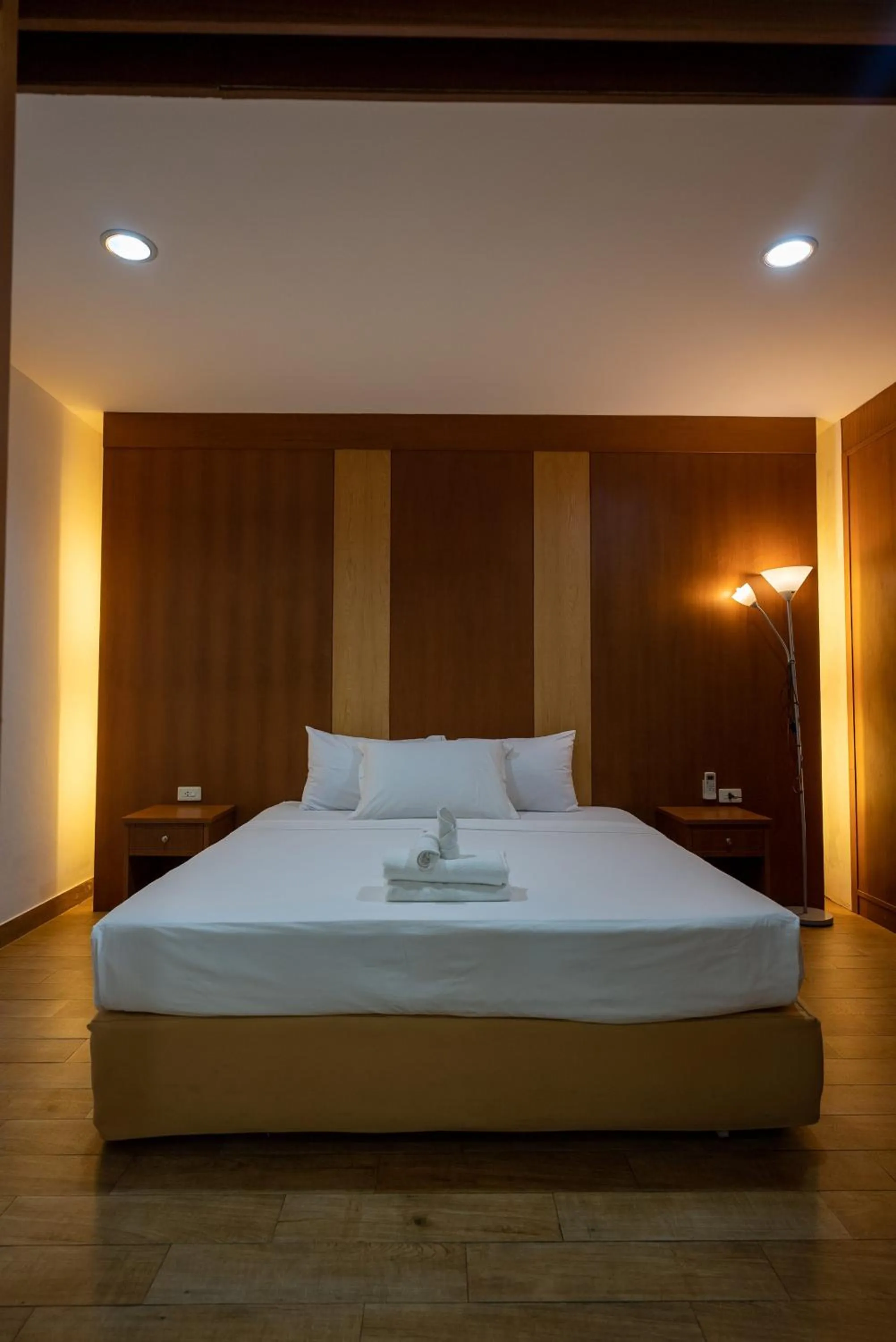 Bedroom, Bed in VTSIX at View Talay 6