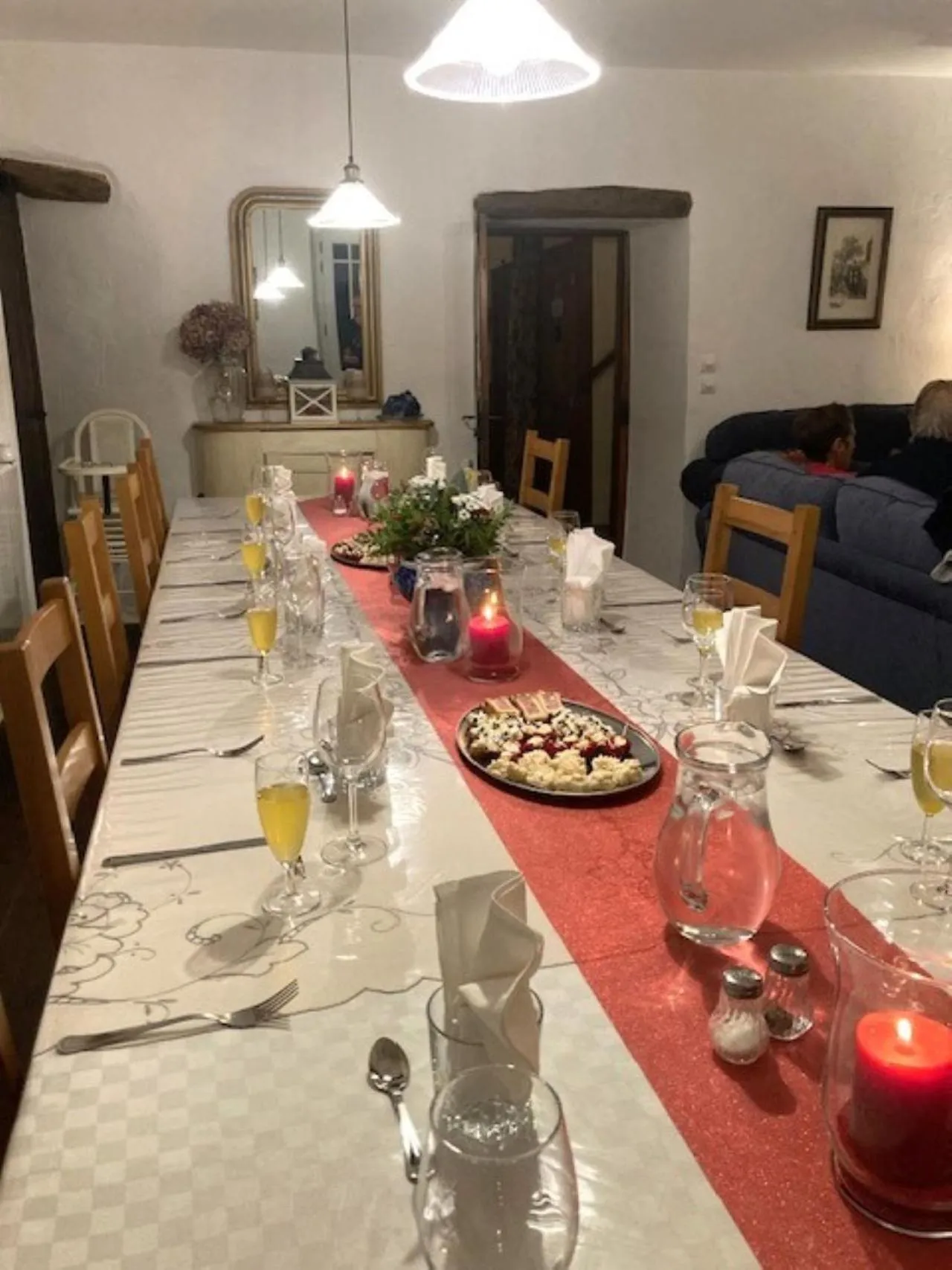 Communal lounge/ TV room in Chez Providence Chambres et Table d'Hôtes