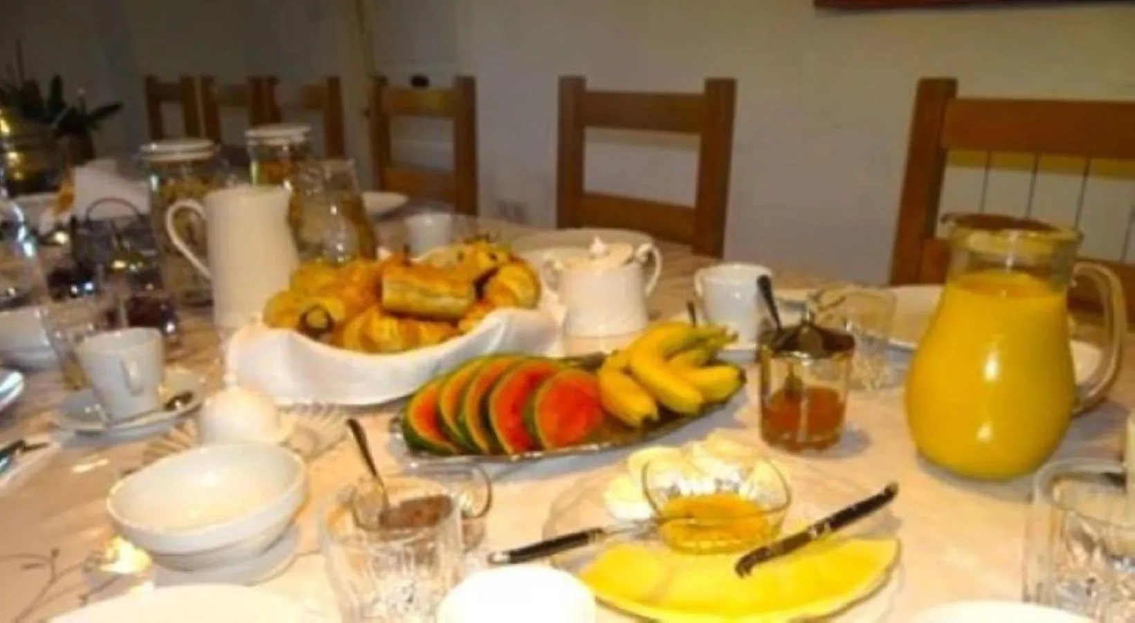 Continental breakfast in Chez Providence Chambres et Table d'Hôtes