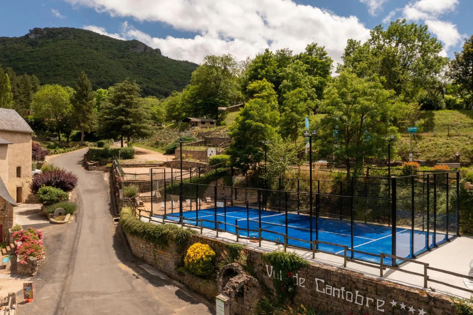 Facade/entrance in Camping RCN Val de Cantobre