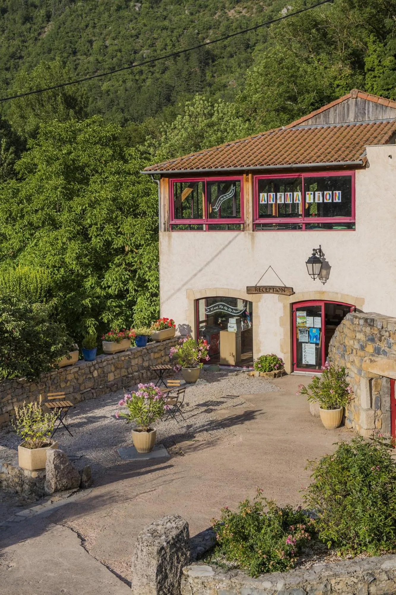 Facade/entrance in Camping RCN Val de Cantobre