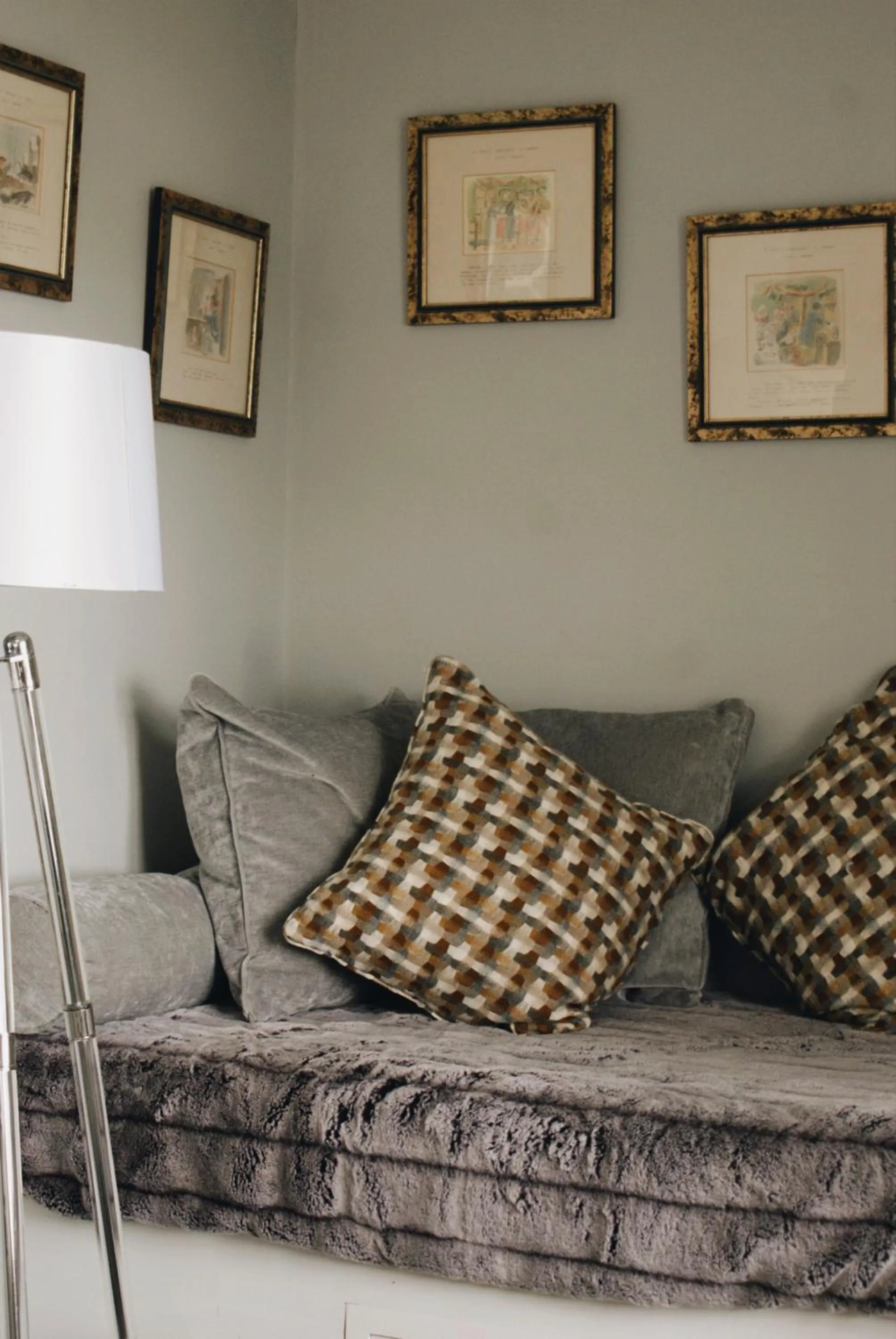 Seating area, Bed in Ranscombe House