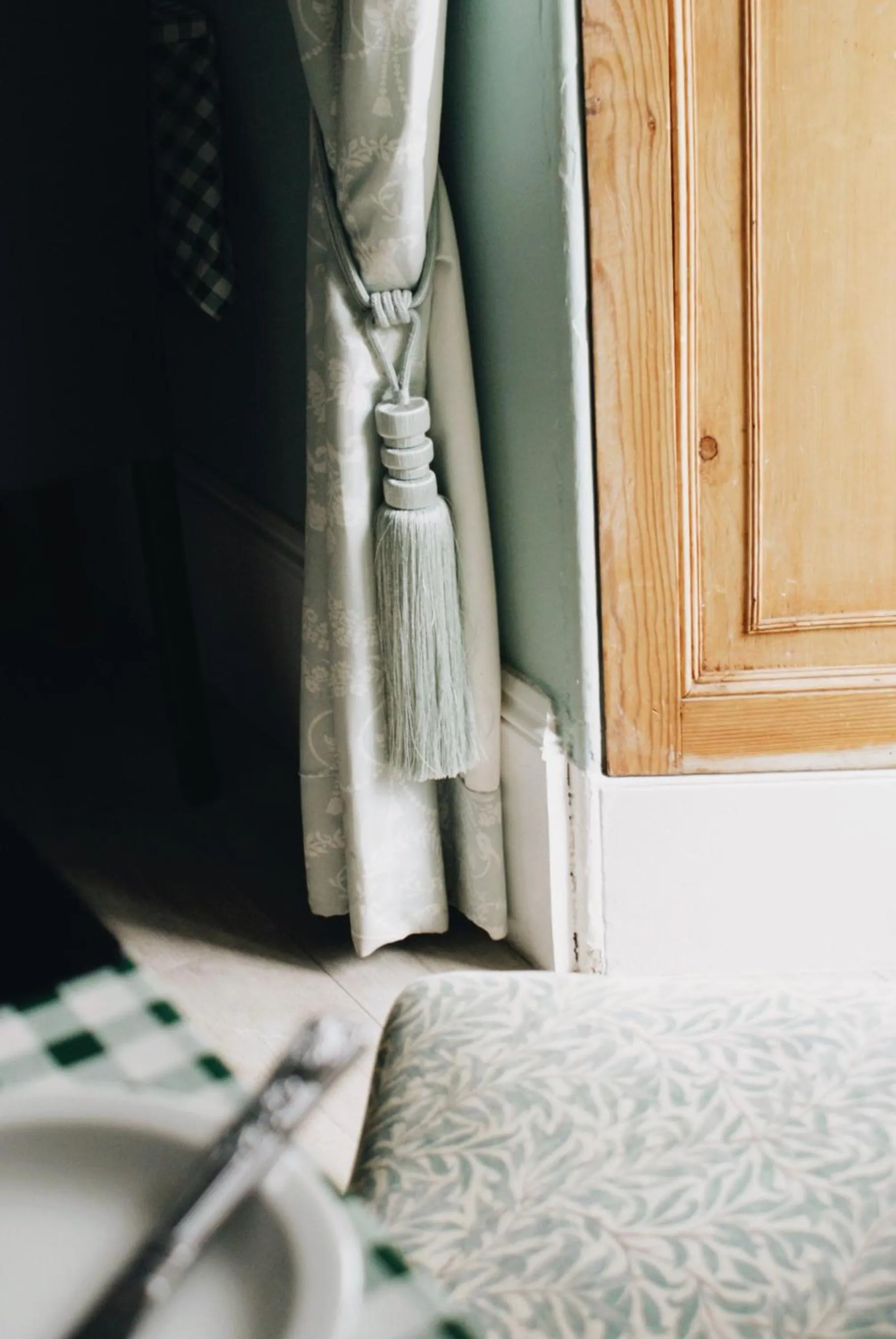 Property building, Bed in Ranscombe House