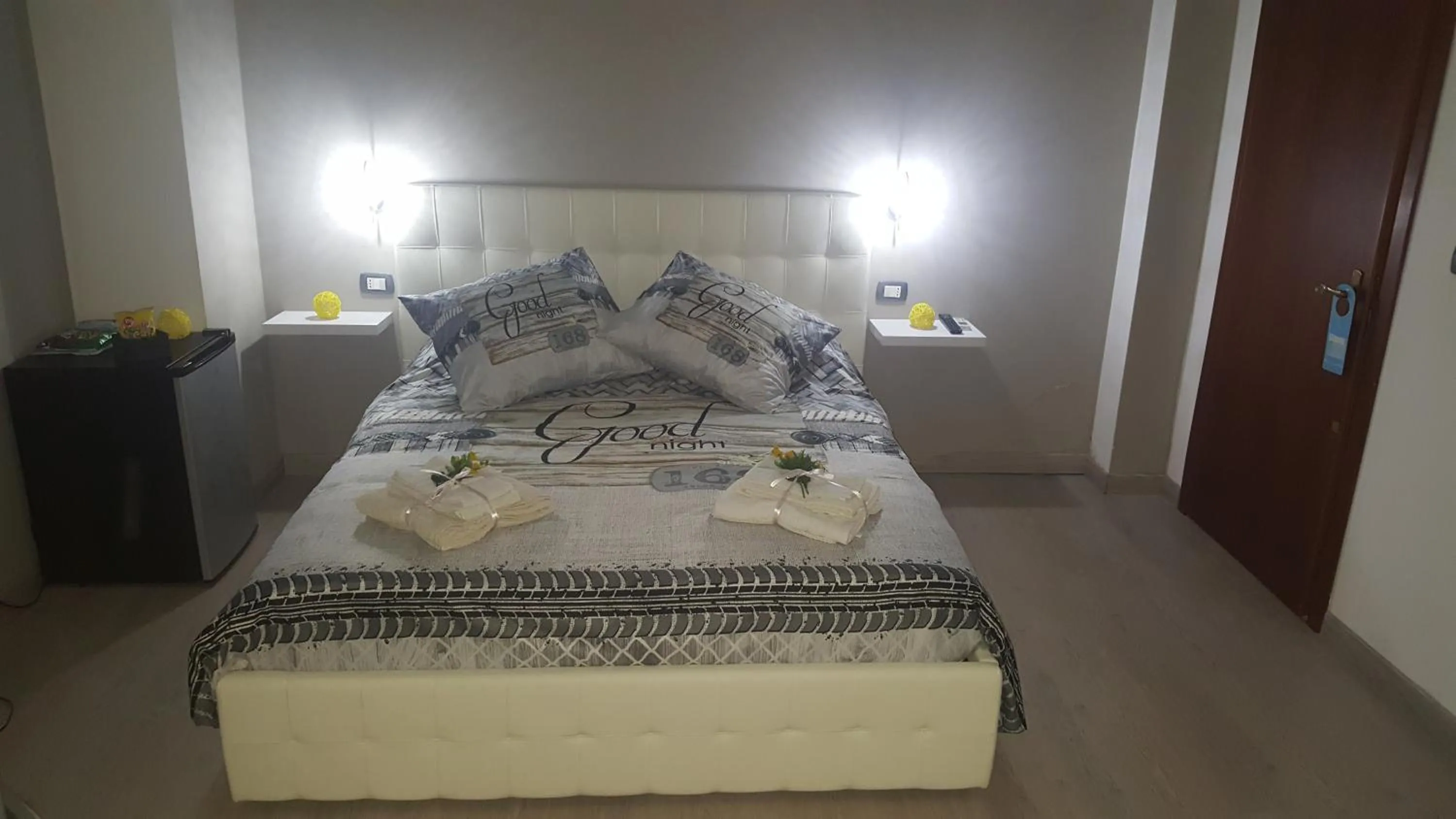 Staff, Bed in La Casa Dei Sogni