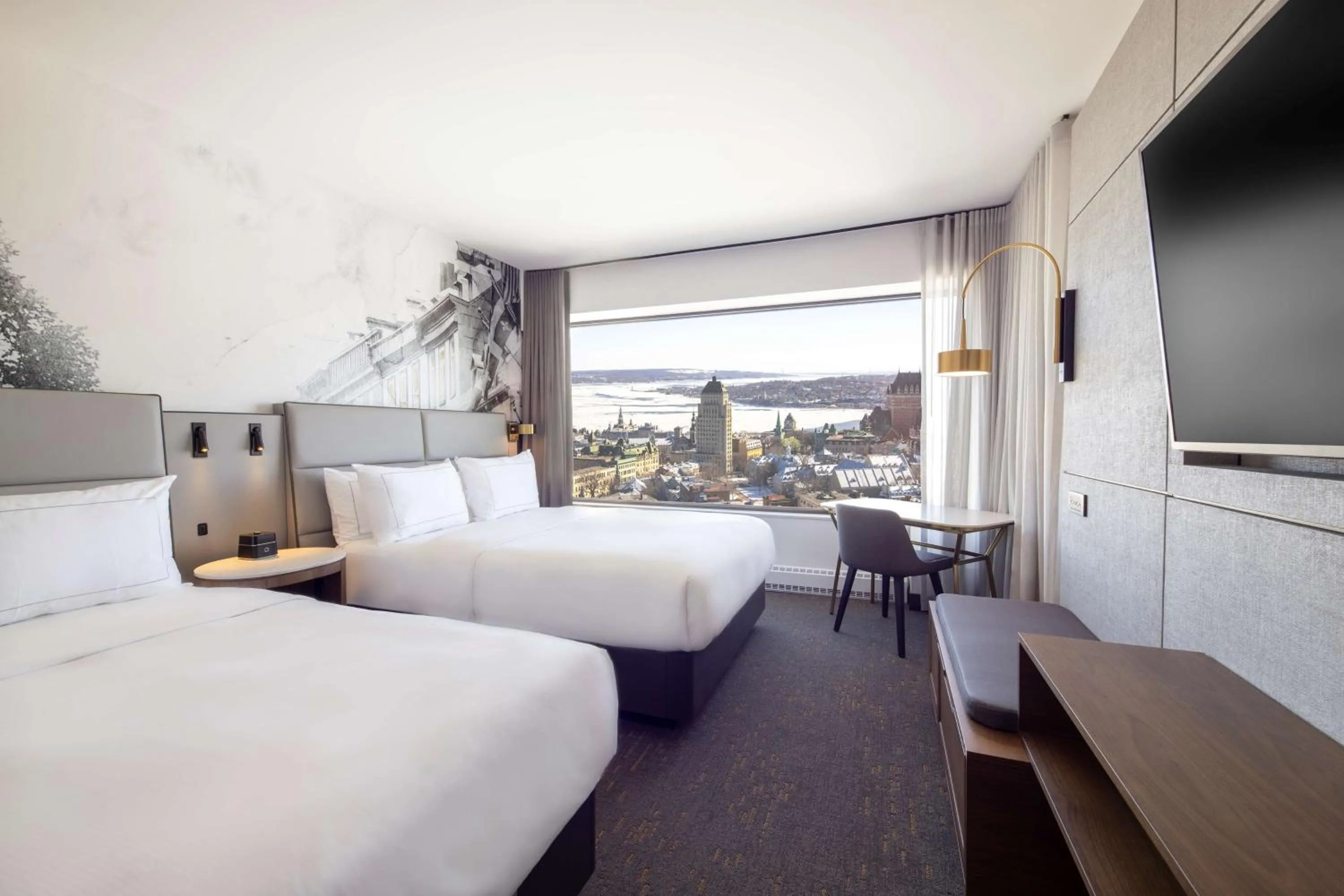 Bed in Hilton Quebec